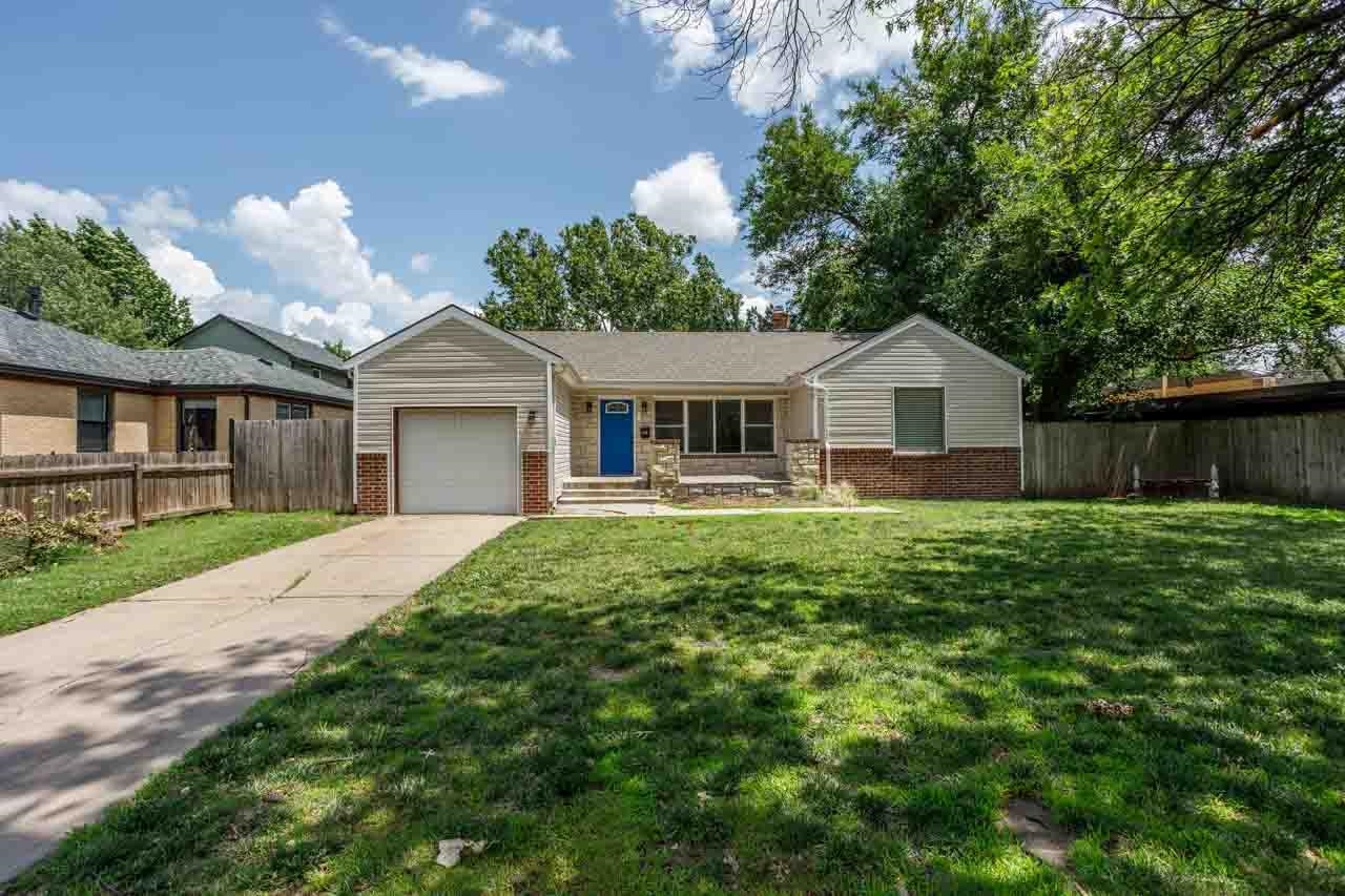 1616 N Perry Ave Property Photo 2