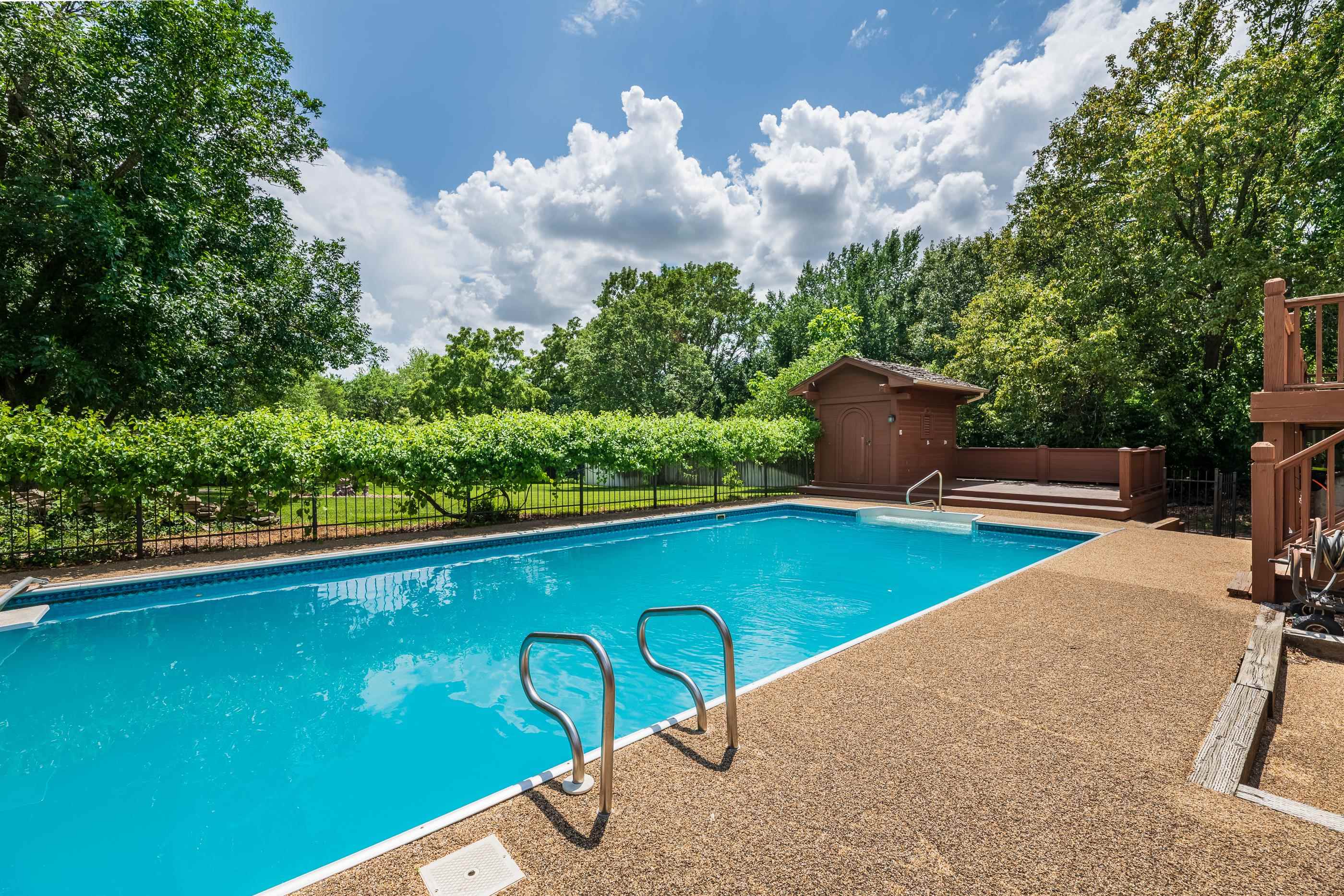 1102 N Prescott Cir Property Photo 7