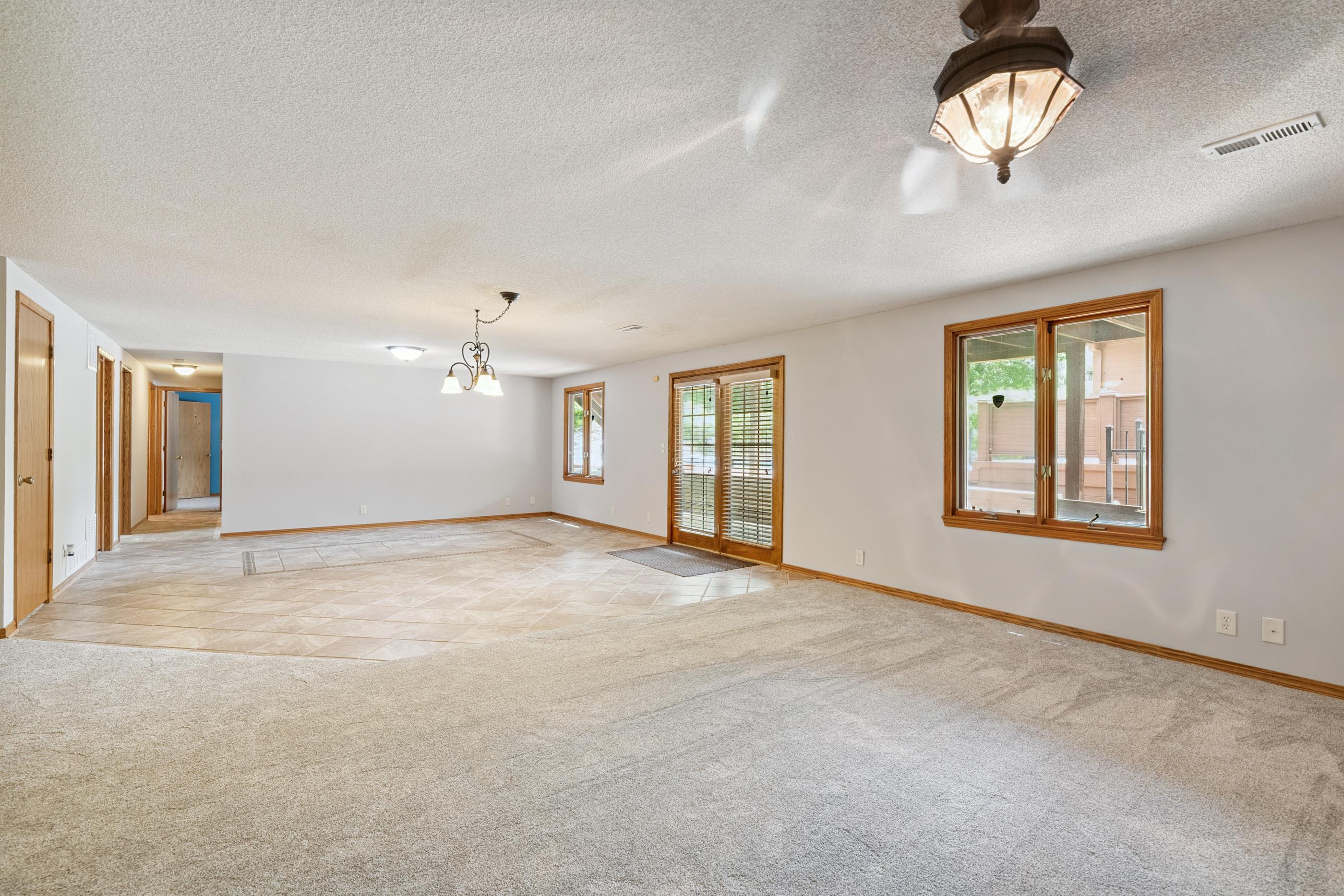 1102 N Prescott Cir Property Photo 27