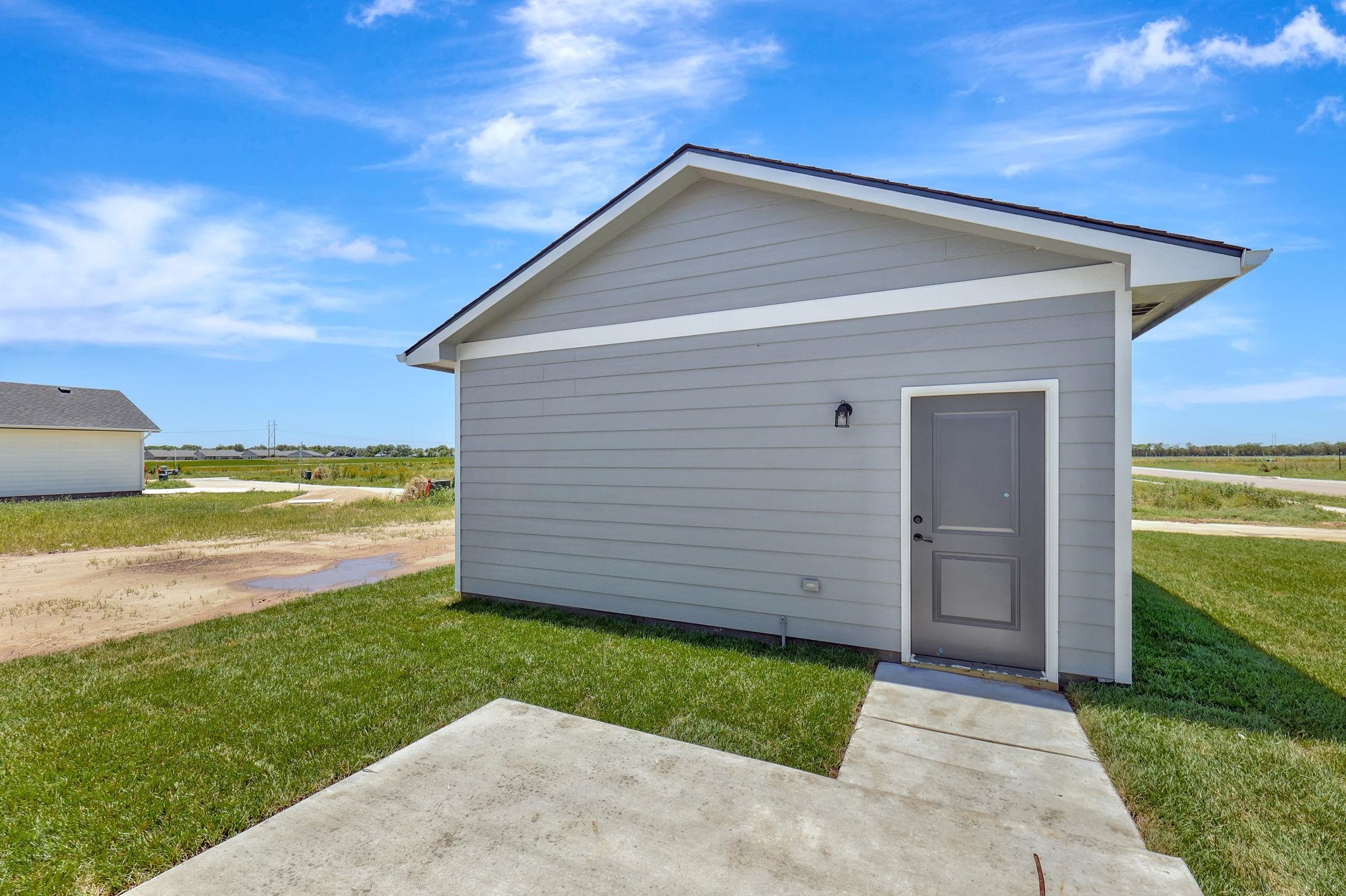 3537 N Azalea Property Photo 26