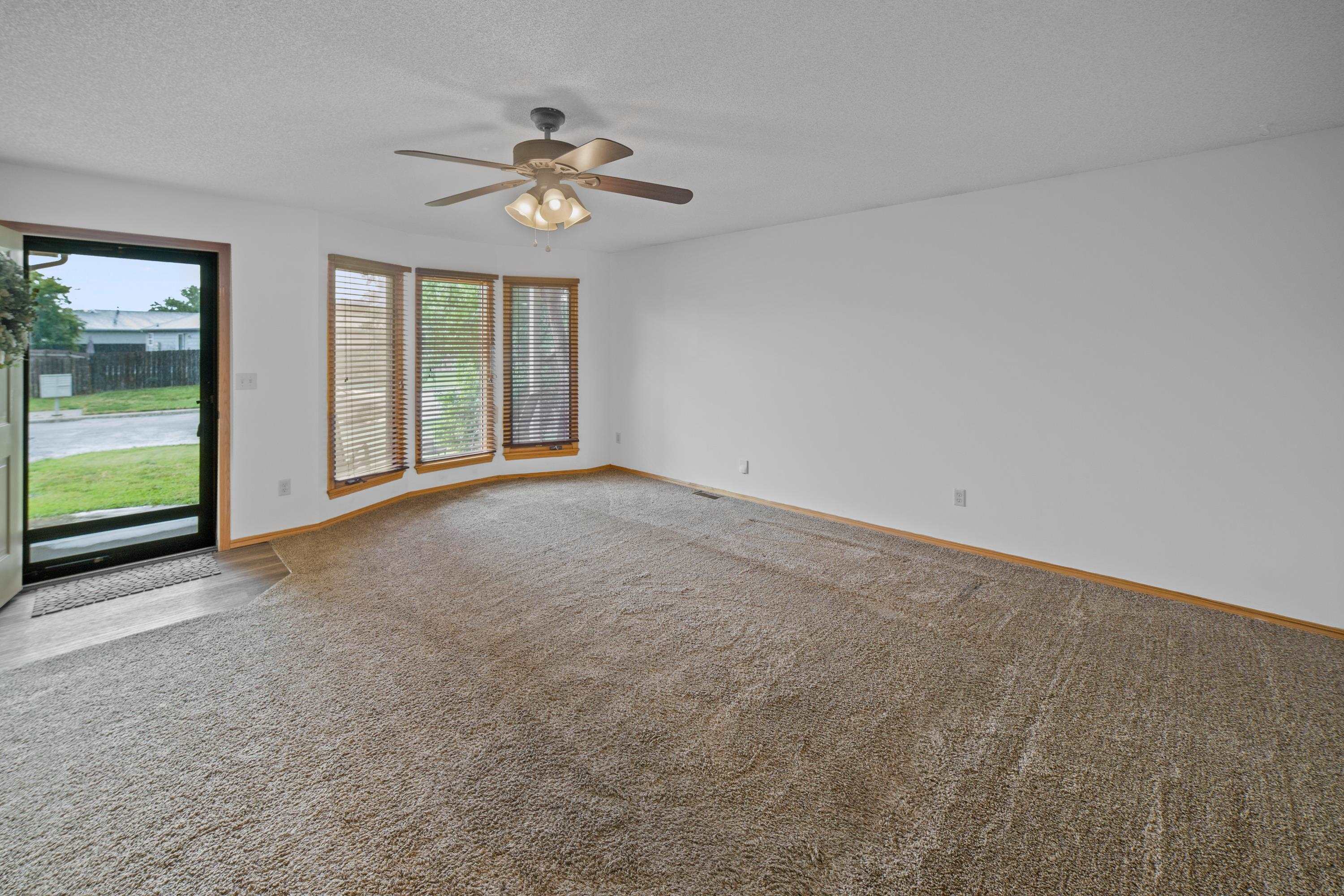 2006 S Parkridge St Property Photo 3