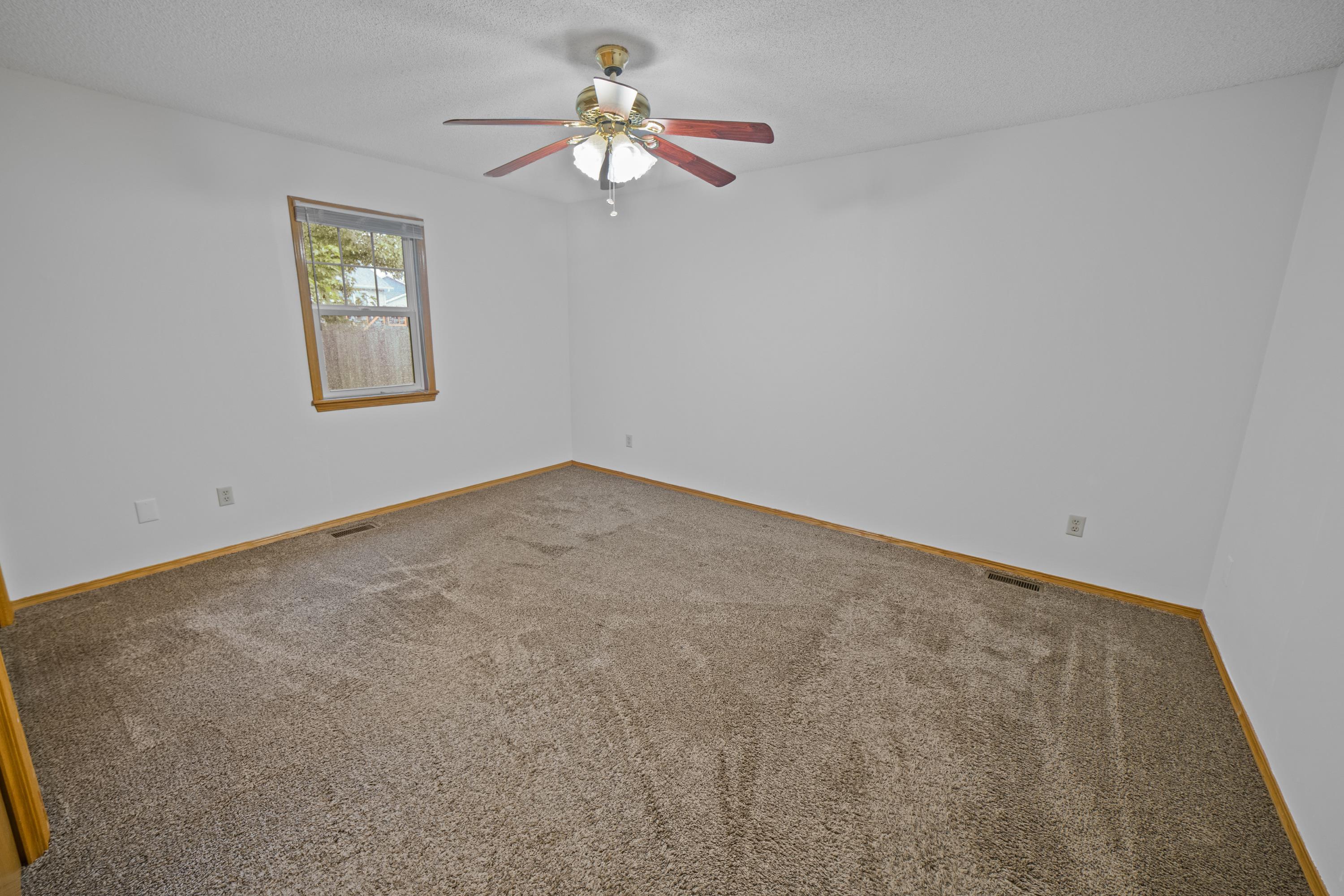 2006 S Parkridge St Property Photo 9