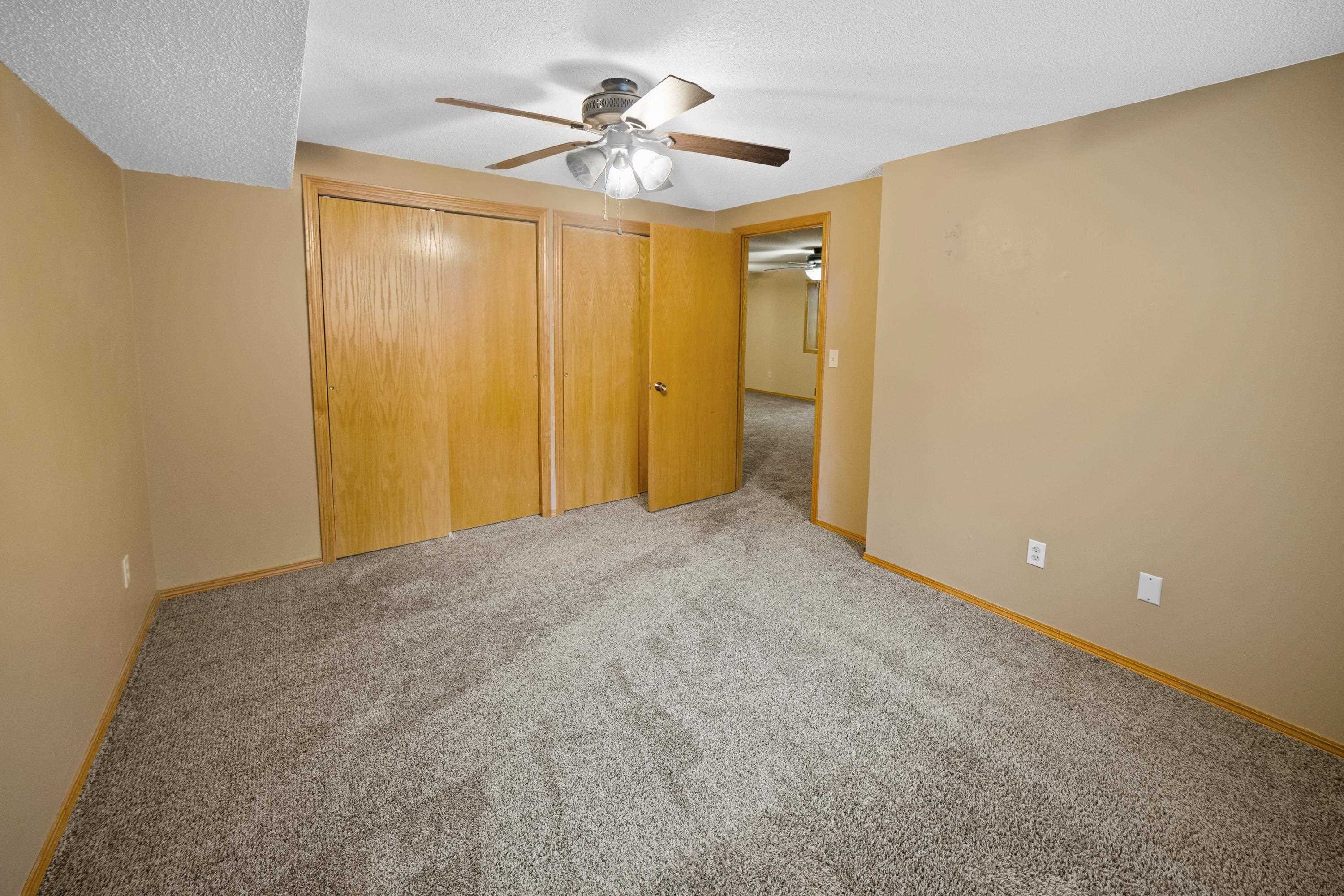 2006 S Parkridge St Property Photo 18