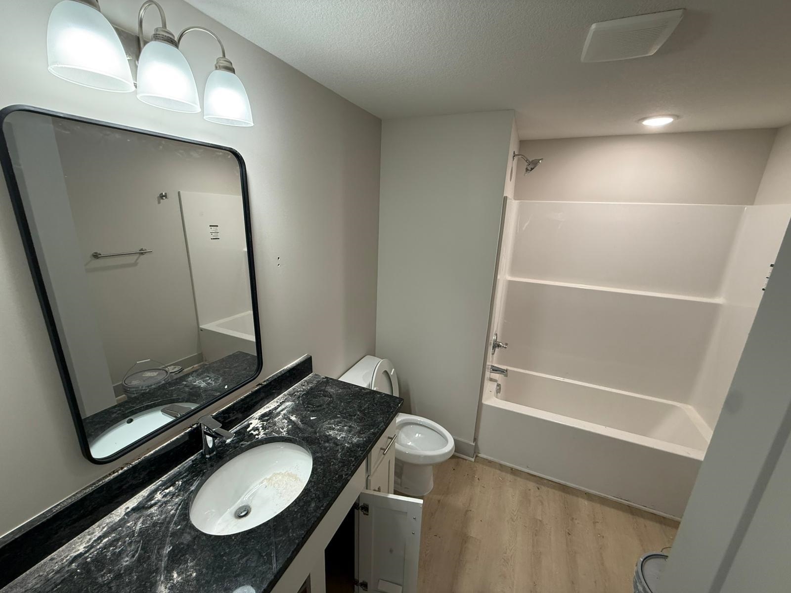5854 N Newport Ct Property Photo 14