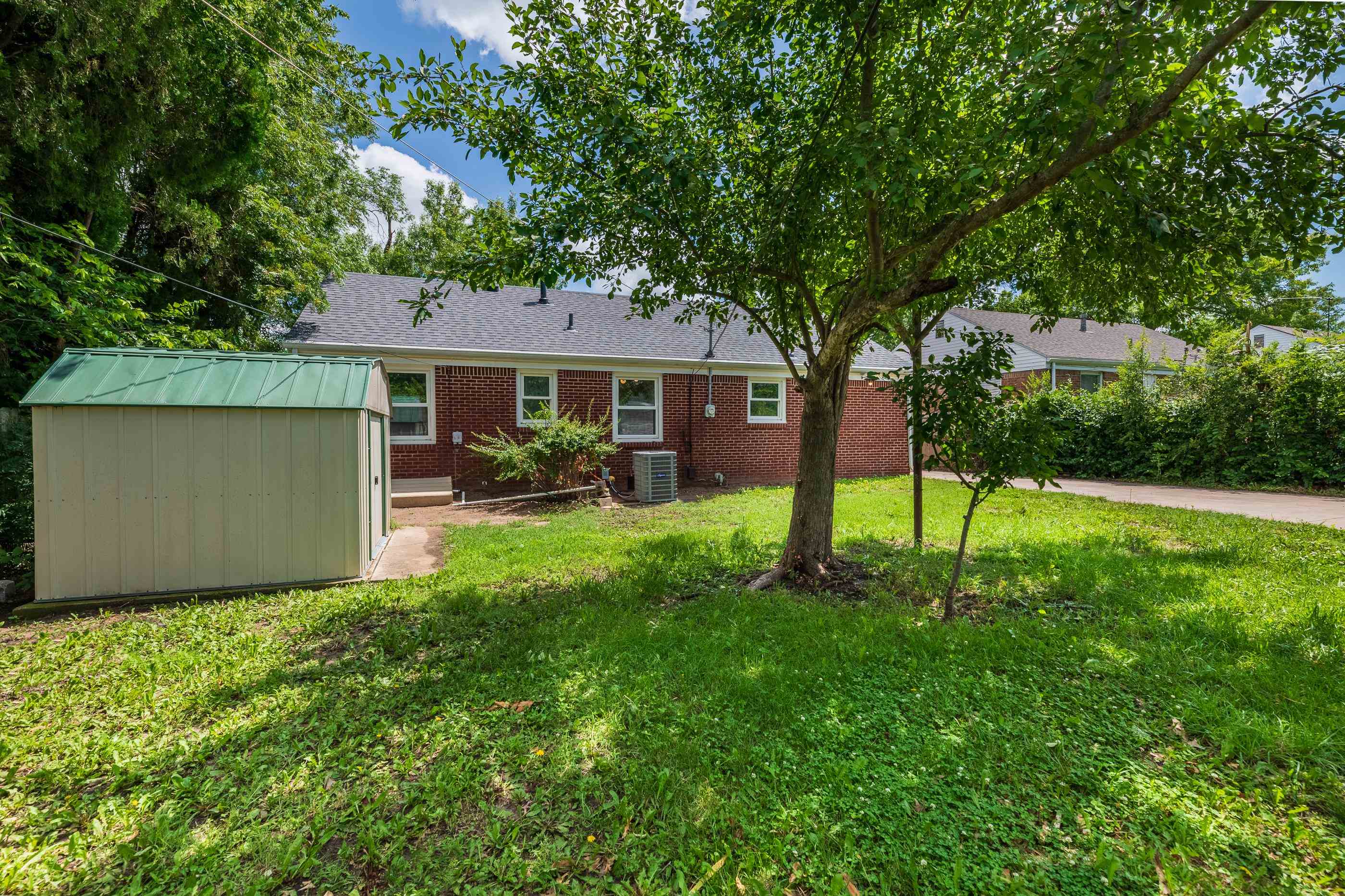 7326 E Morris St Property Photo 29