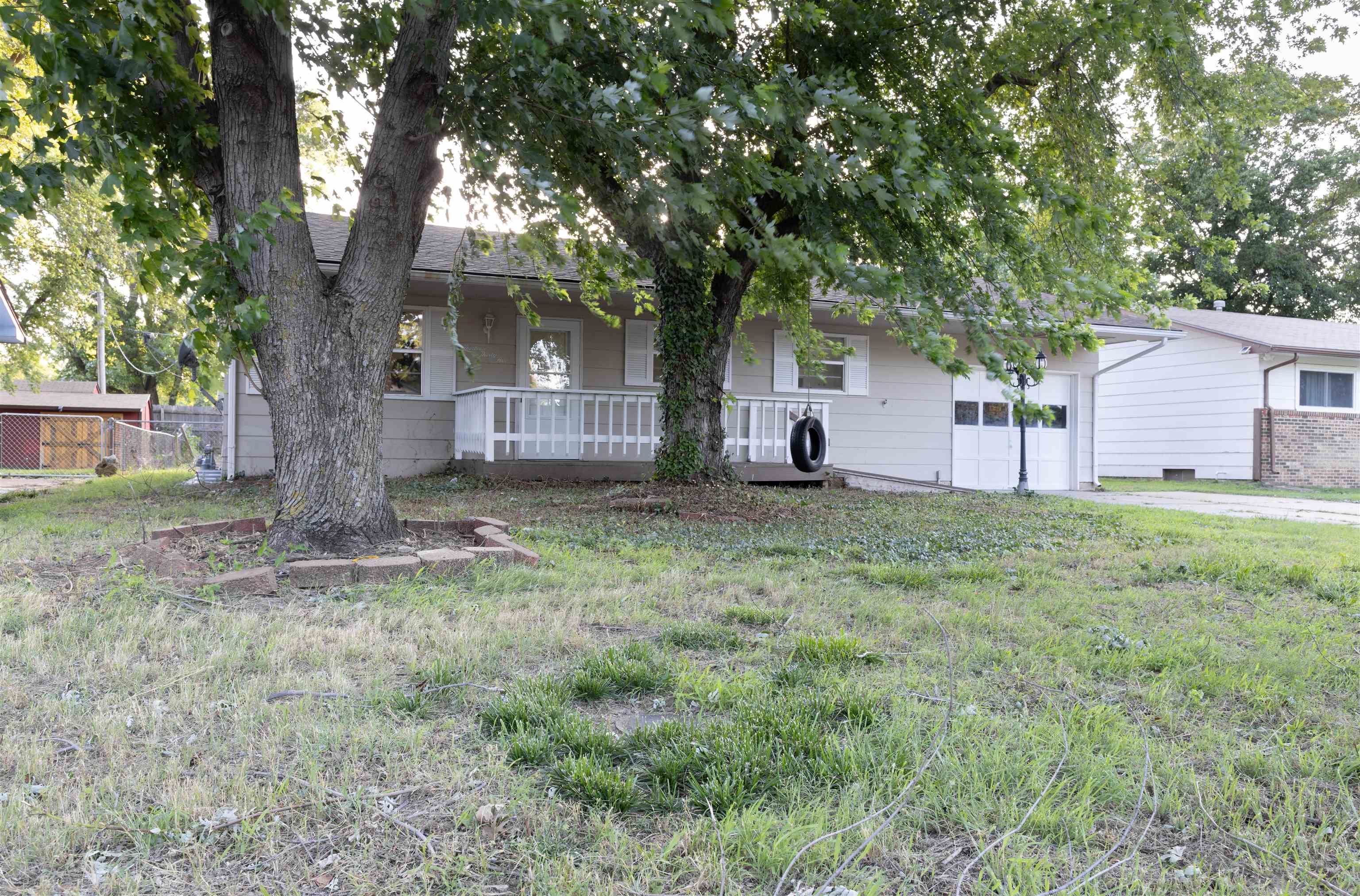 1335 N Anna St Property Photo 26