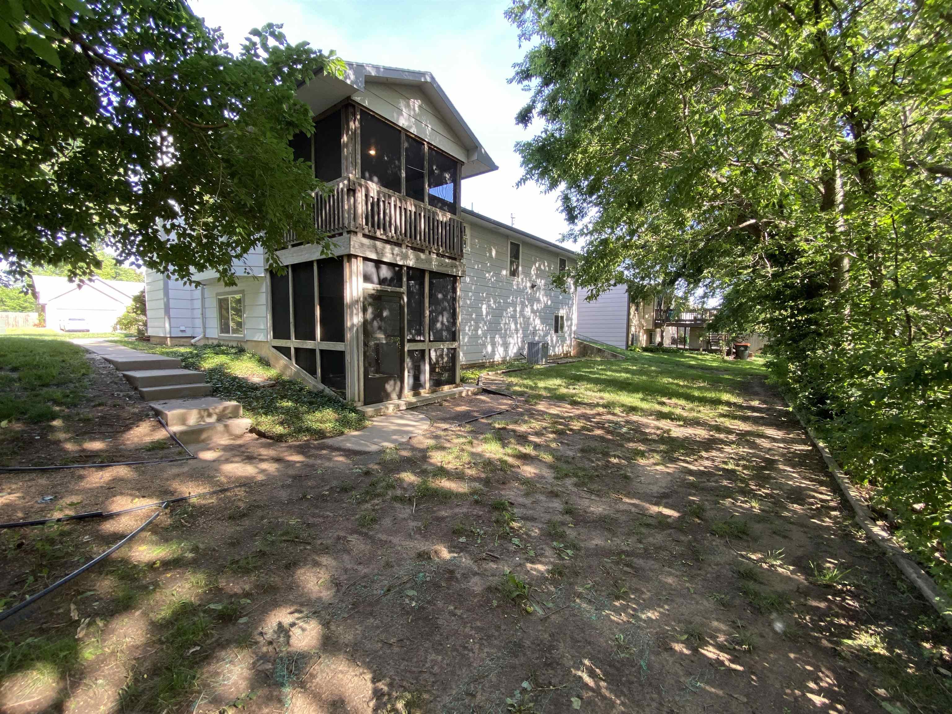 1601 N Prairie Run Cir Property Photo 7