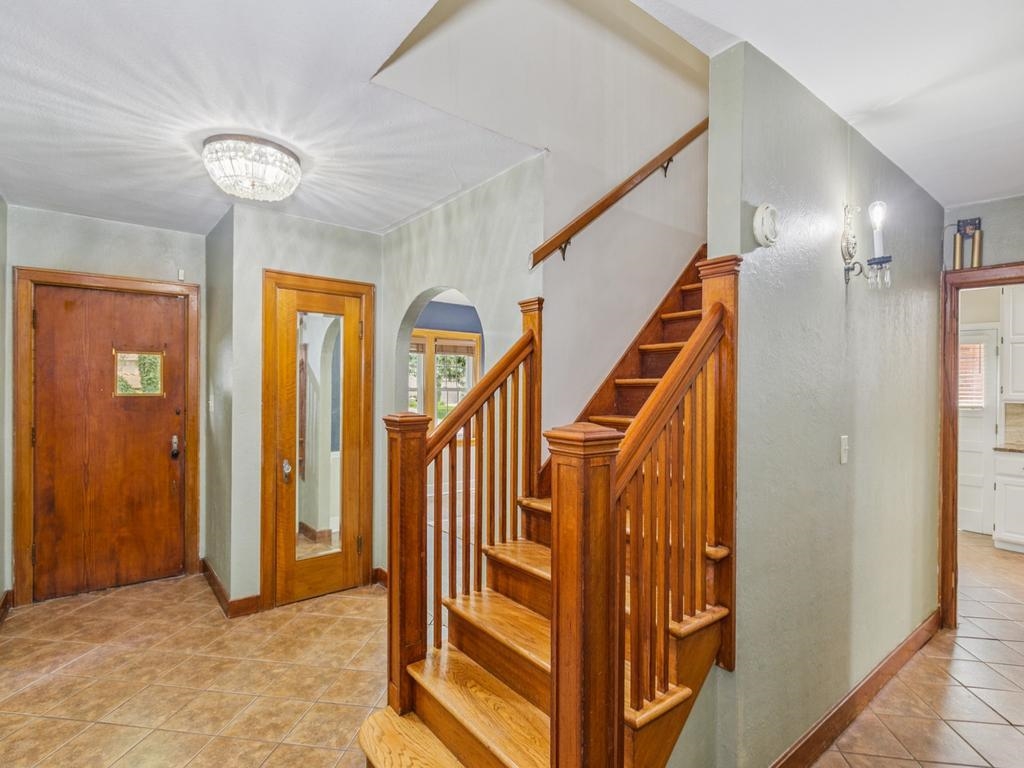 4712 E English St Property Photo 5