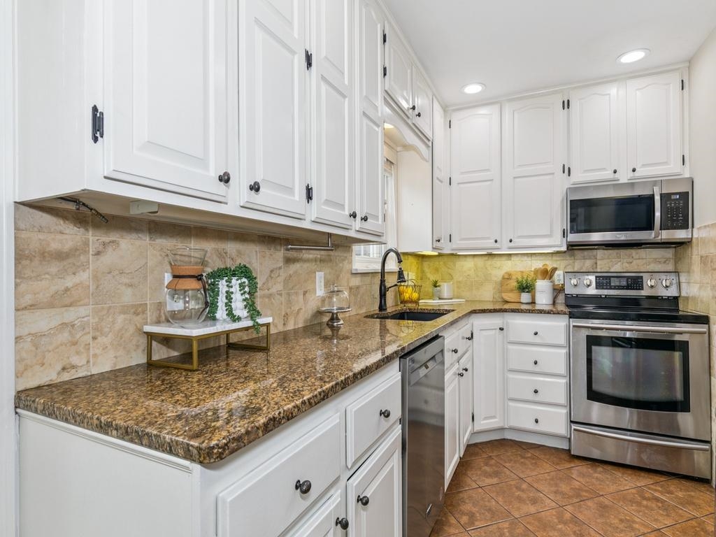 4712 E English St Property Photo 16