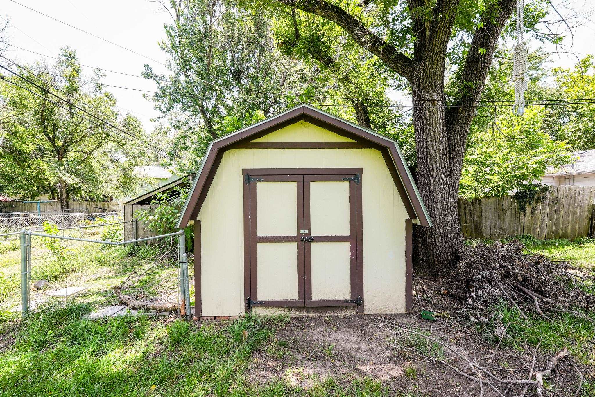 830 N Atchison St Property Photo 18