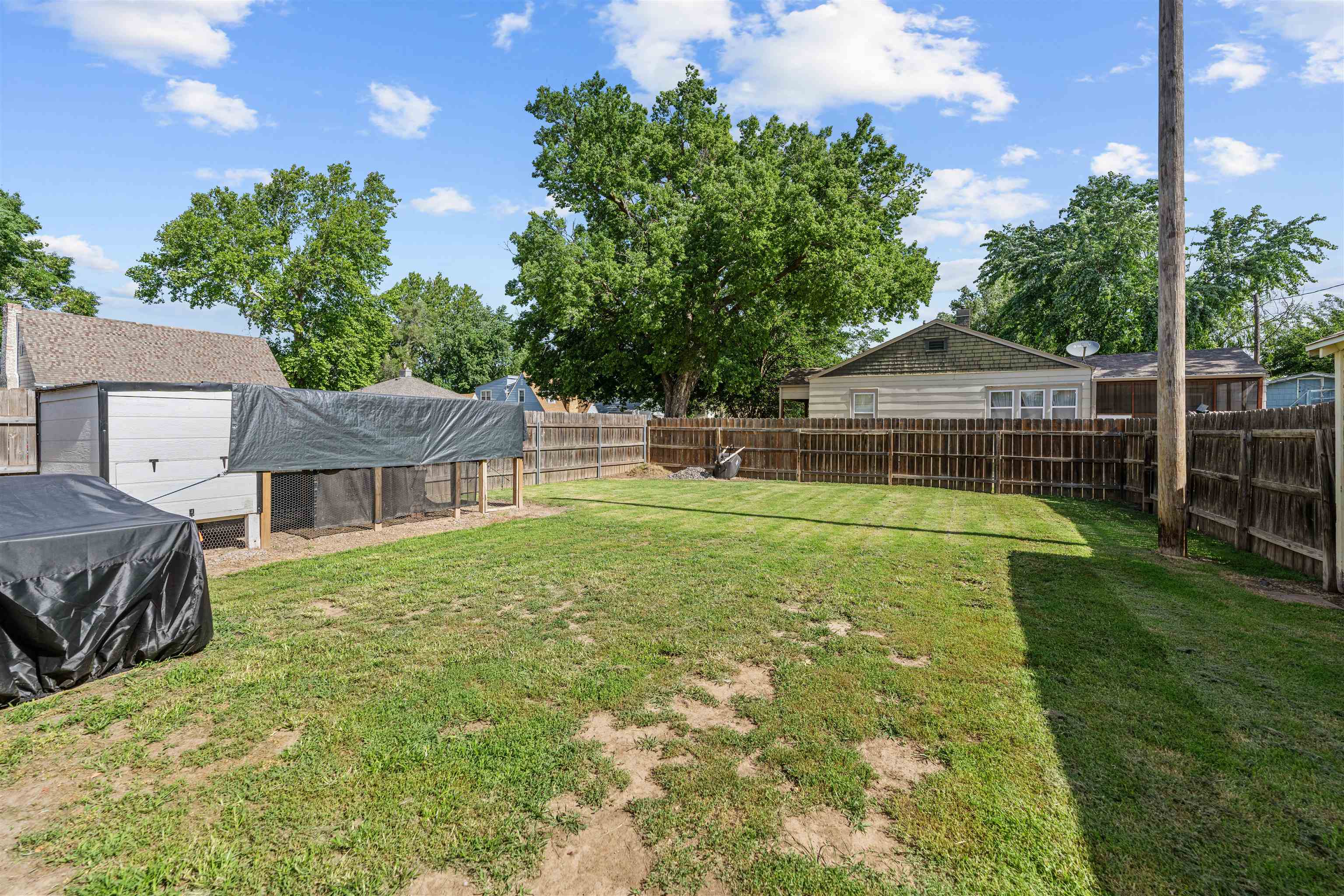 344 W Kirwin Ave Property Photo 19