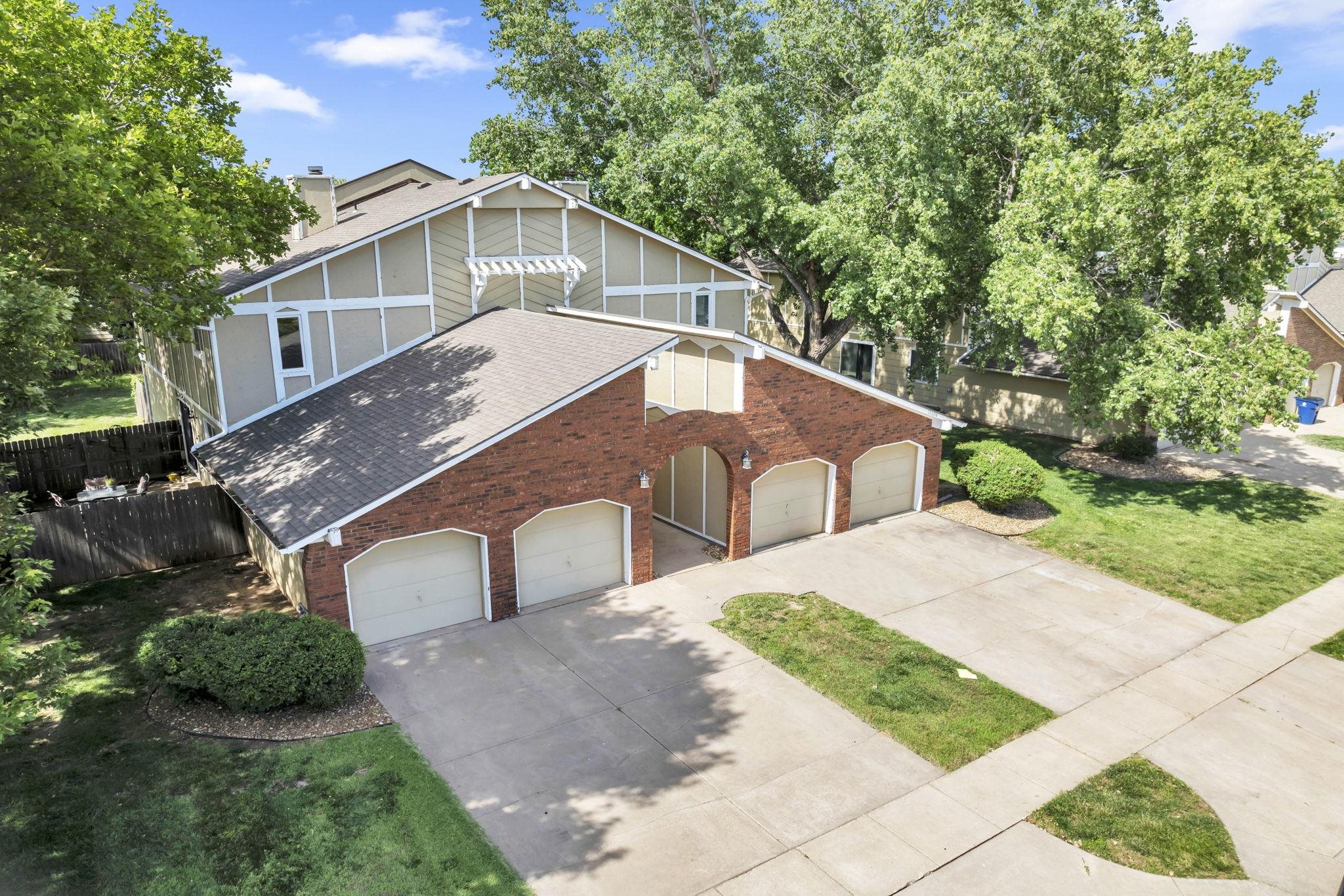 10604 W Texas St Property Photo 1