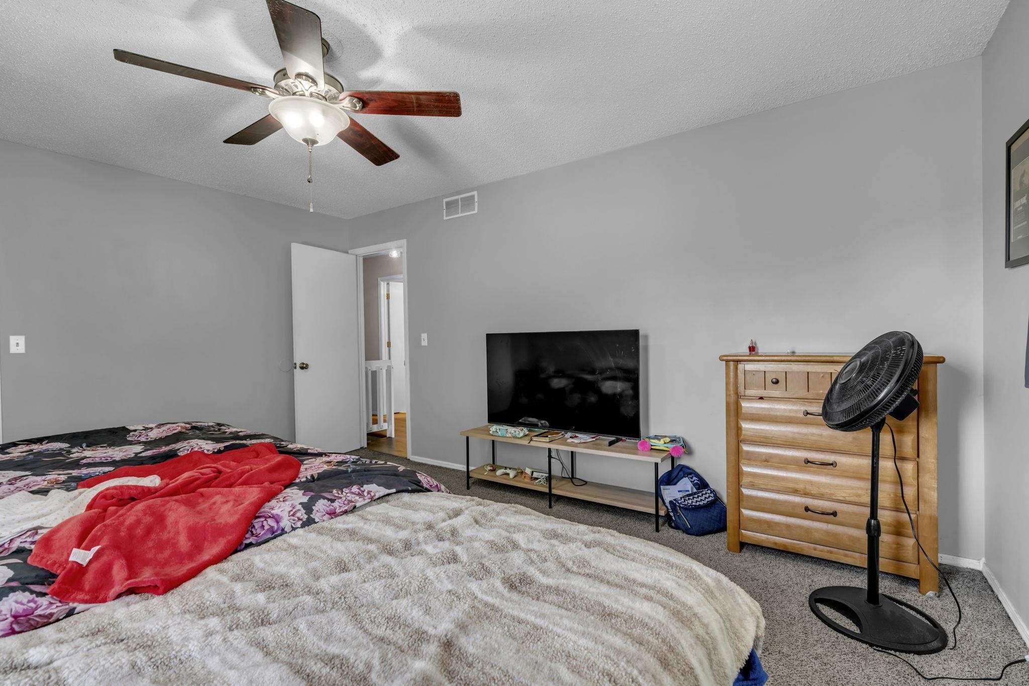 10604 W Texas St Property Photo 19