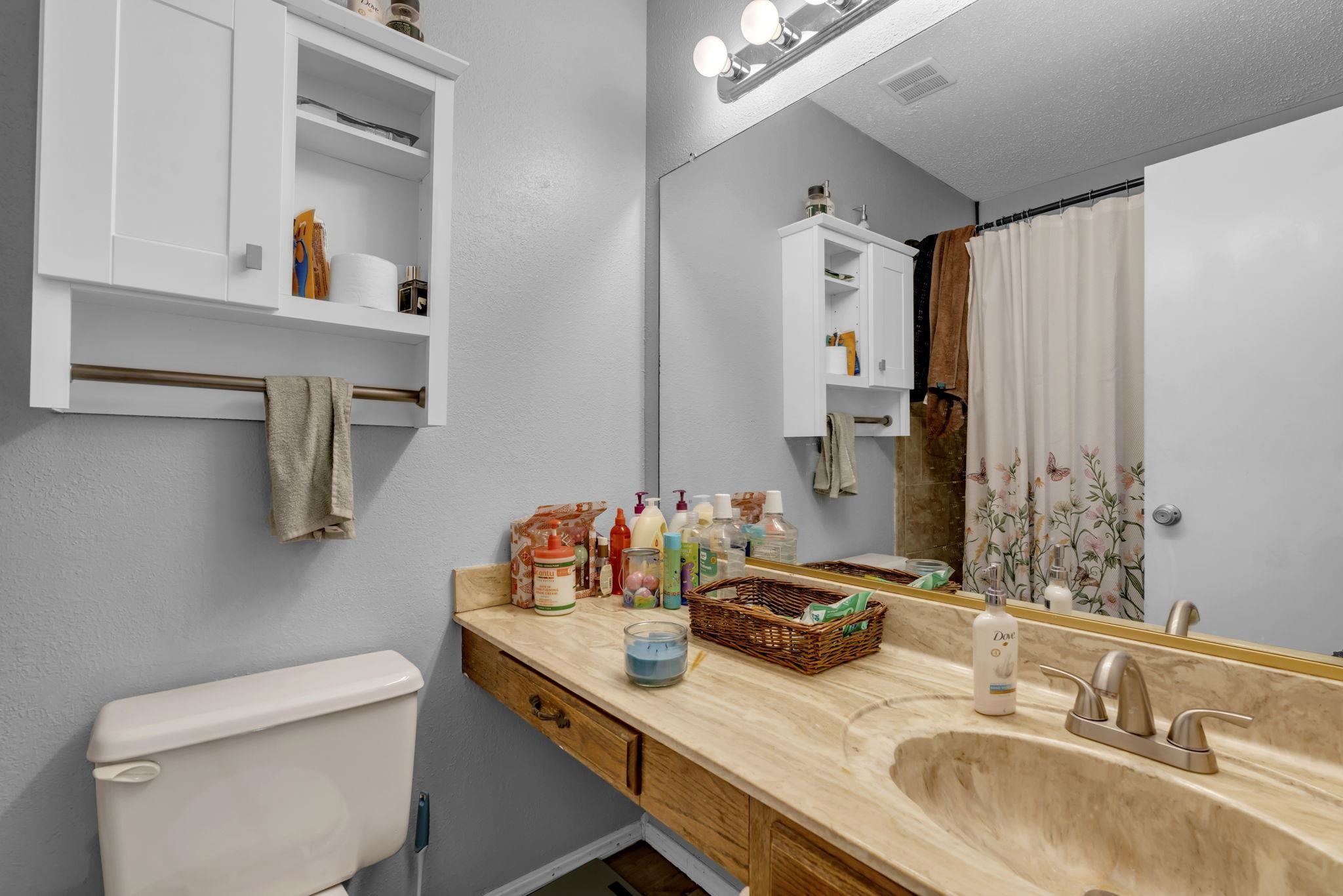 10604 W Texas St Property Photo 20