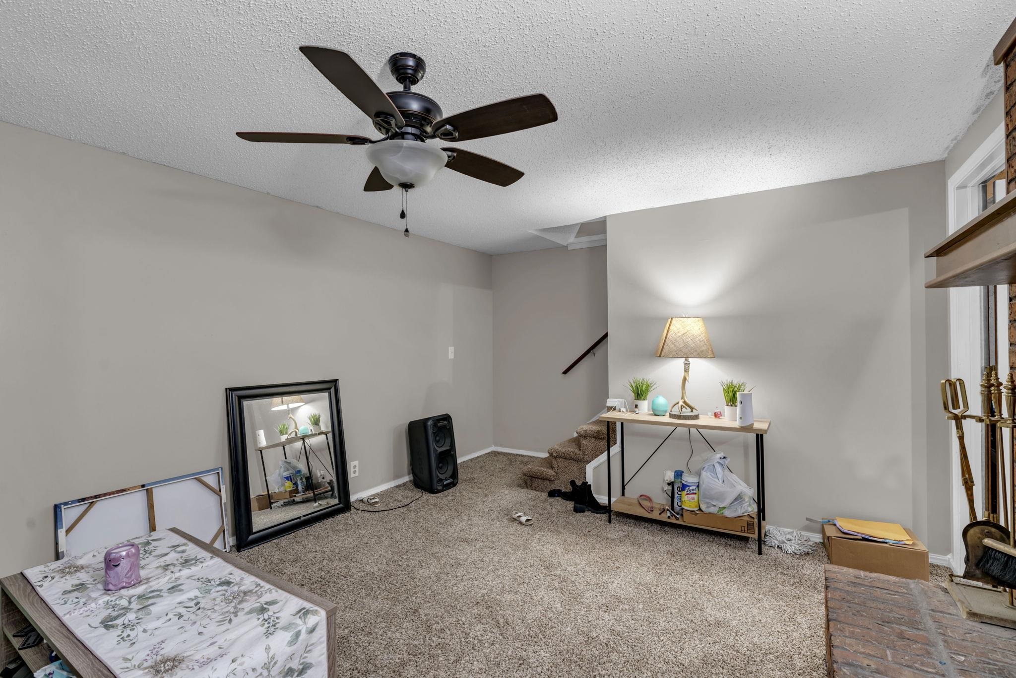 10604 W Texas St Property Photo 22