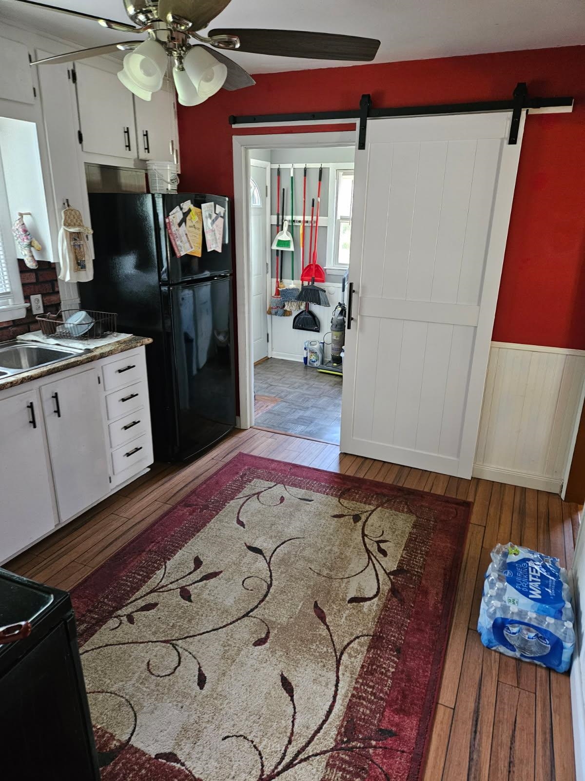 2455 S Bennett Ave Property Photo 7