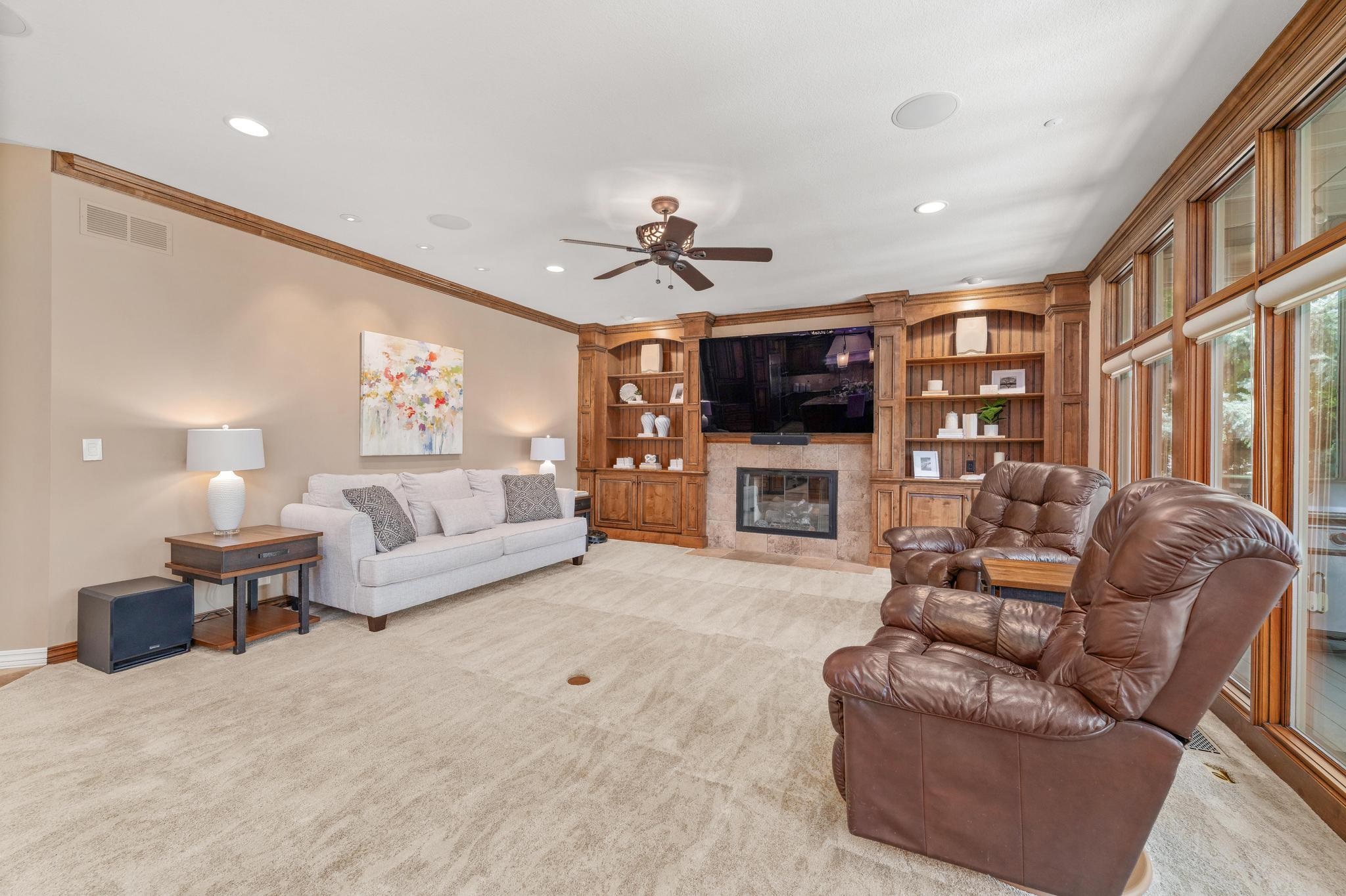 13812 E Pinnacle Dr Property Photo 6