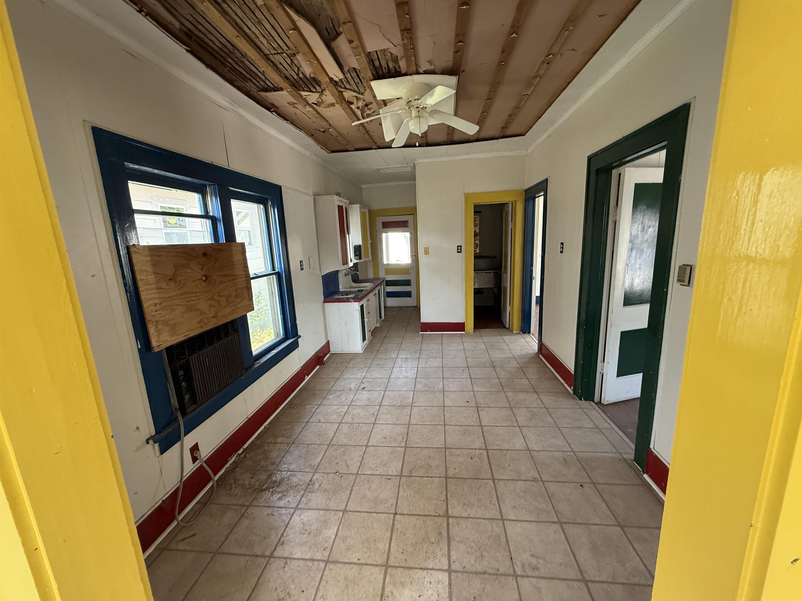 222 S Jefferson Ave Property Photo 4