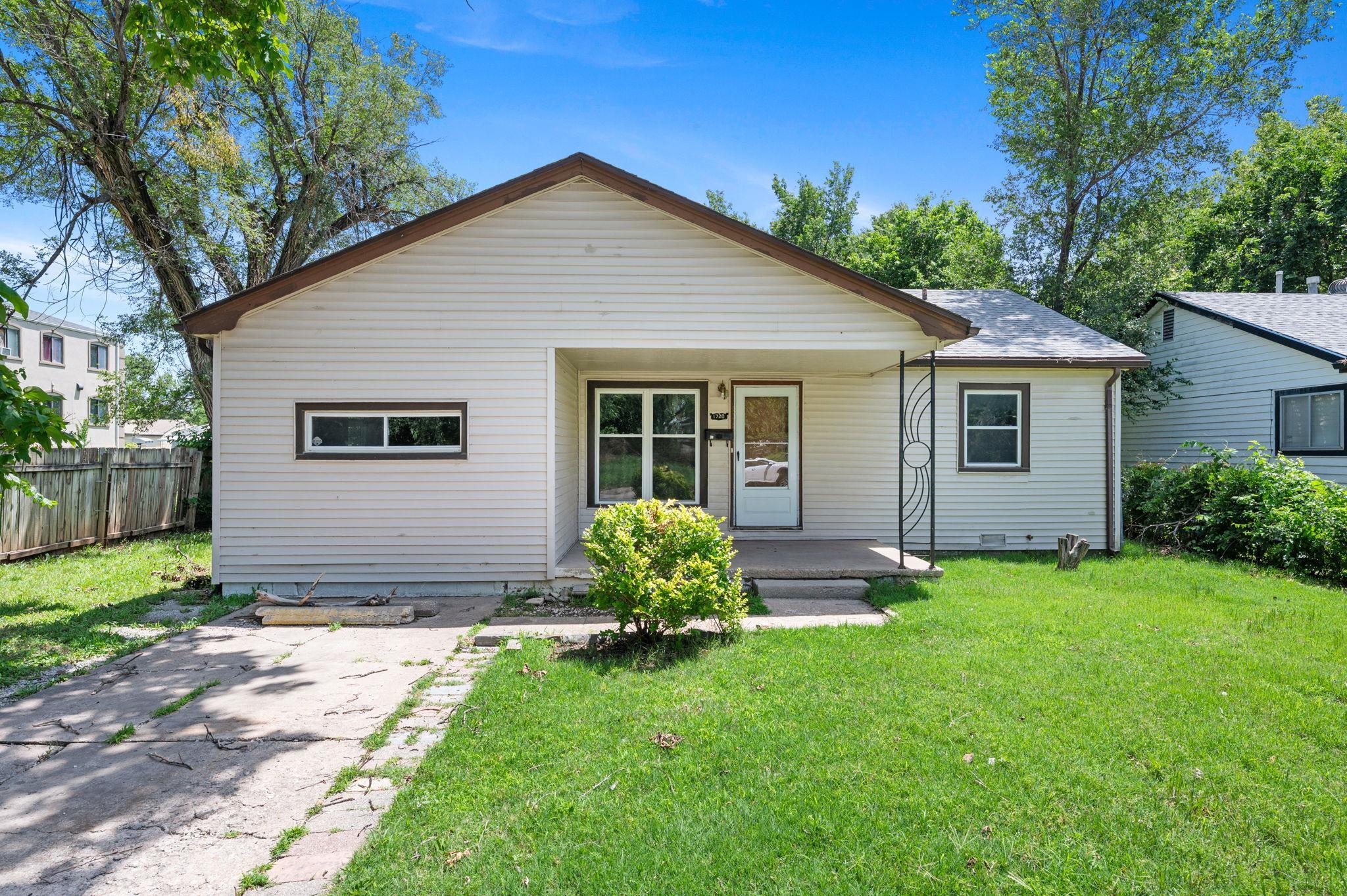 1720 N Minneapolis St Property Photo 1