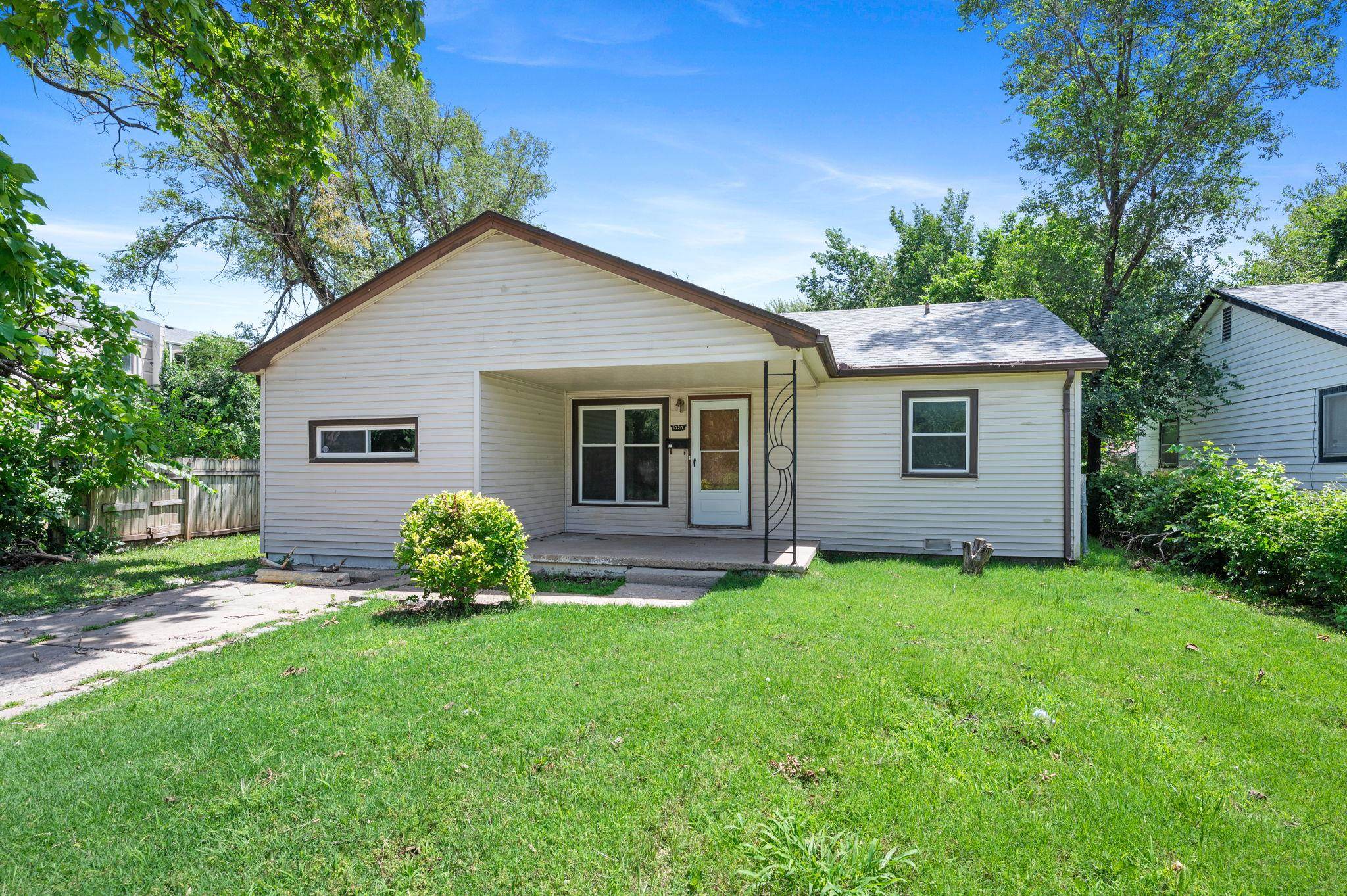 1720 N Minneapolis St Property Photo 2