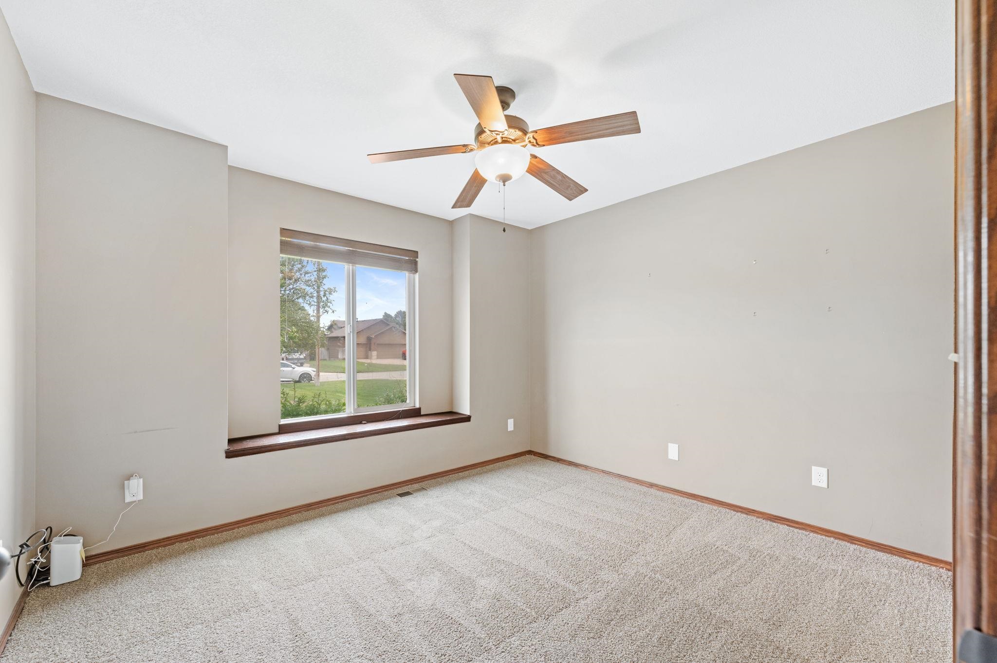 1945 N Bellick Ct Property Photo 22