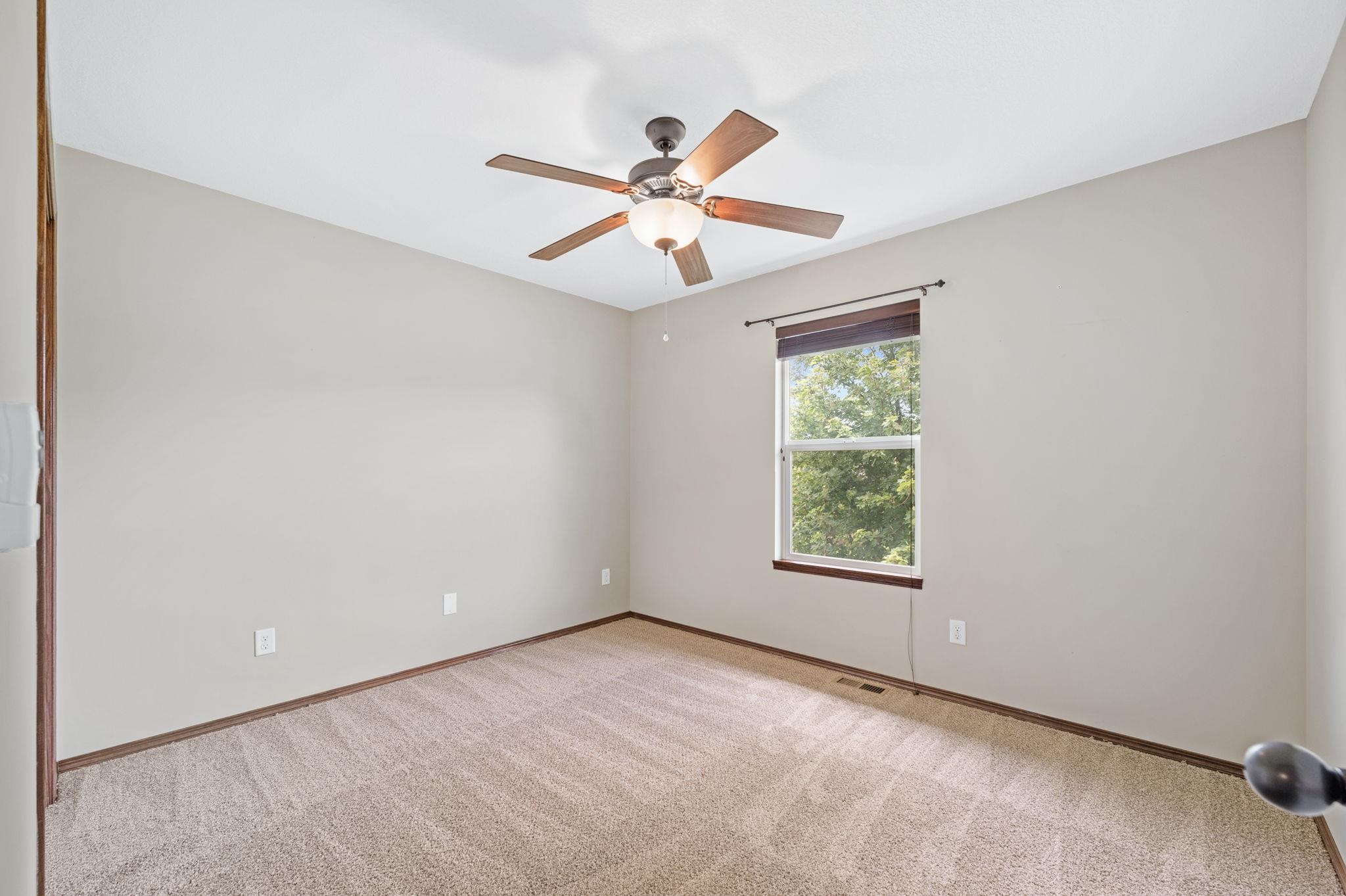 1945 N Bellick Ct Property Photo 24