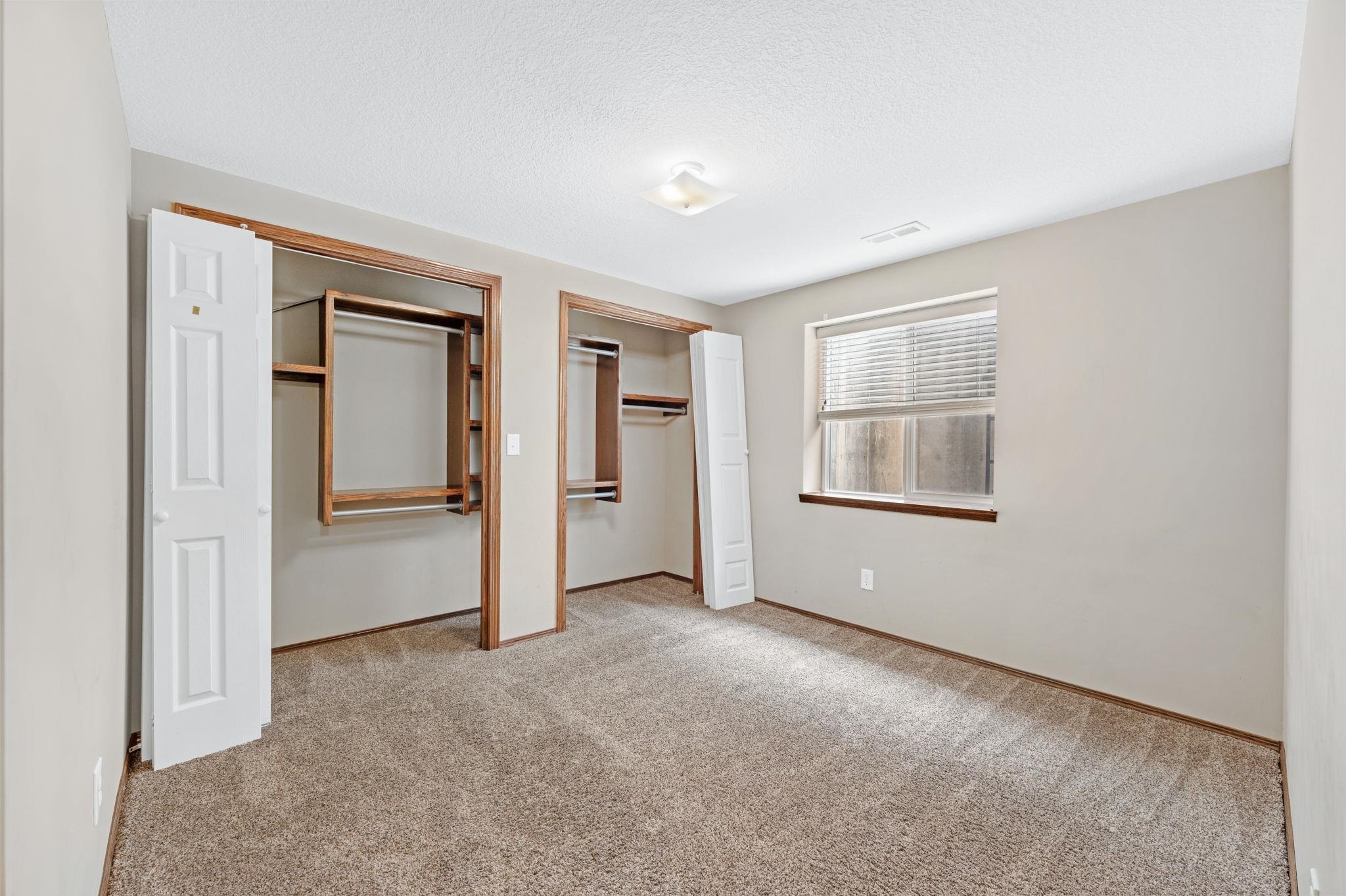 1945 N Bellick Ct Property Photo 29