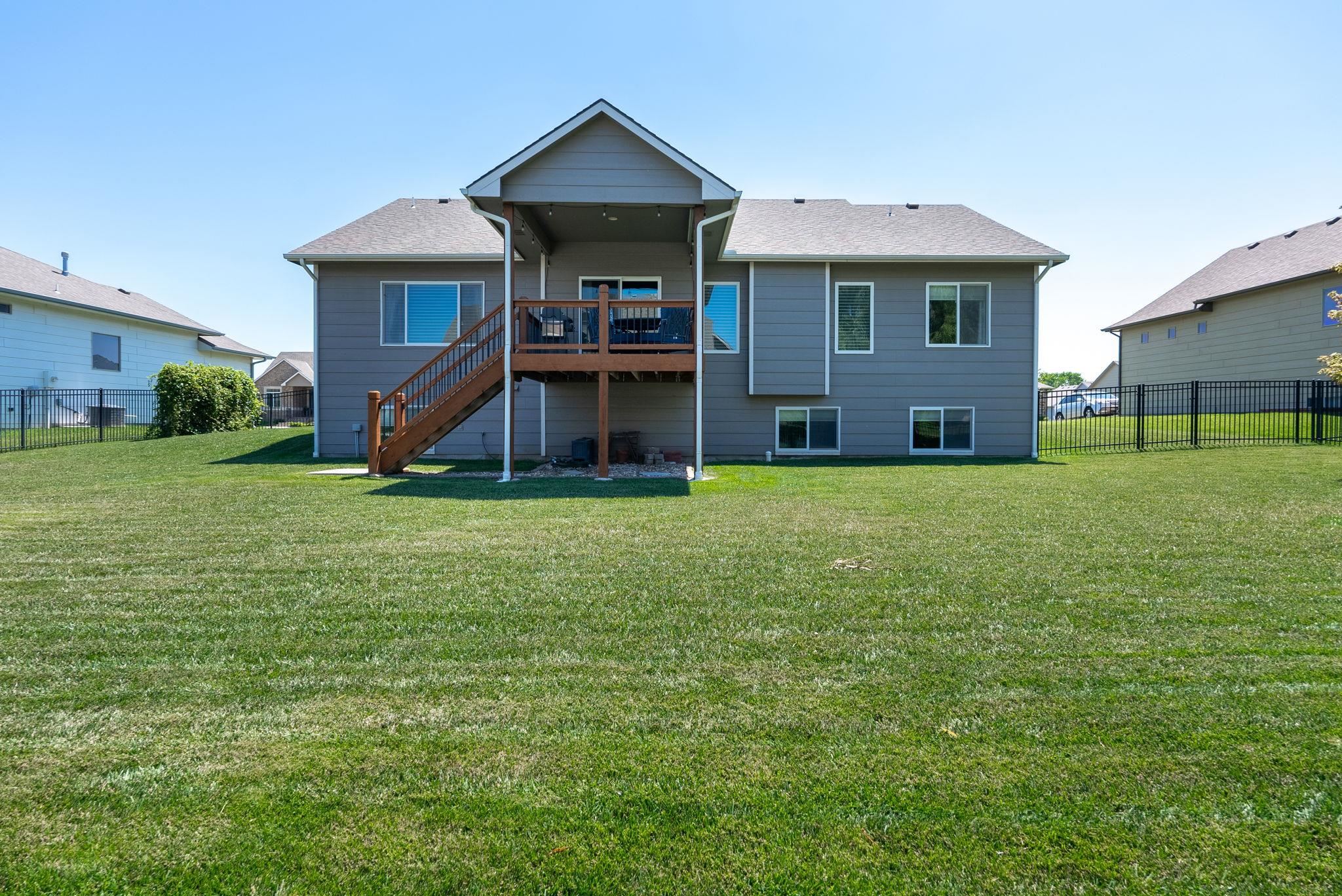 15704 E Morningside St Property Photo 30