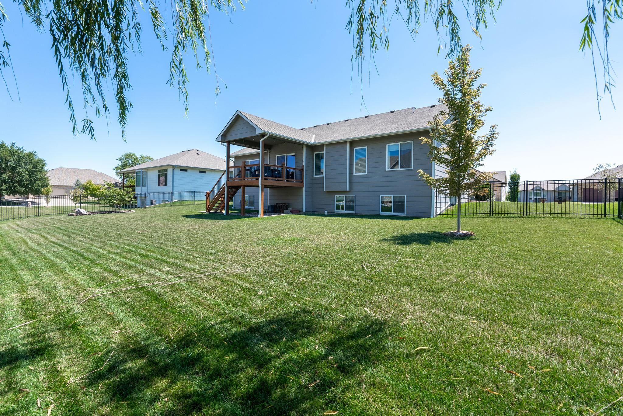 15704 E Morningside St Property Photo 31