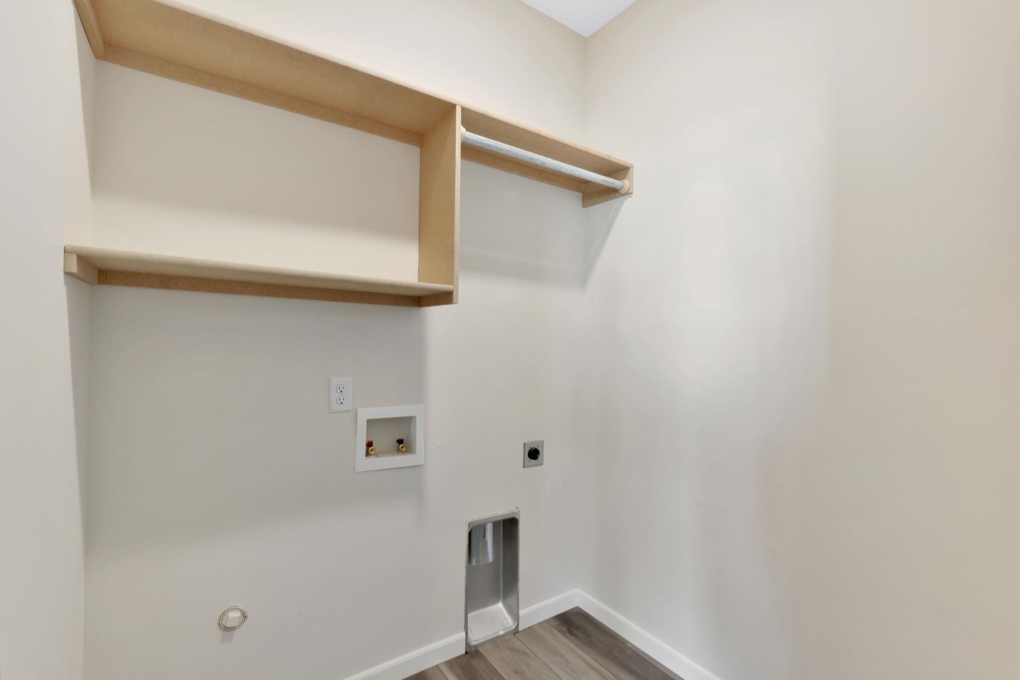 2407 S Wheatland S Property Photo 28