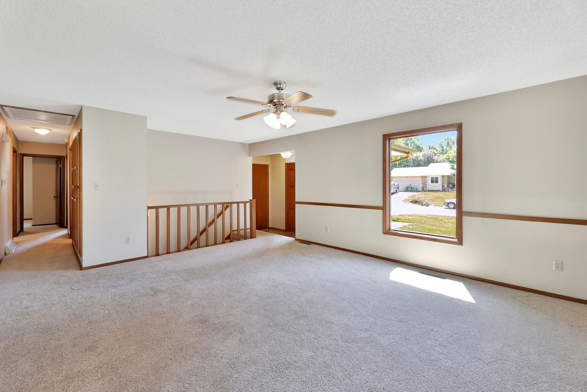 708 Wendy Kay Ln Property Photo 5