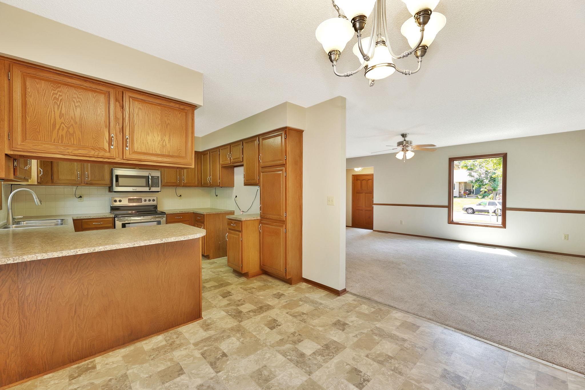 708 Wendy Kay Ln Property Photo 9