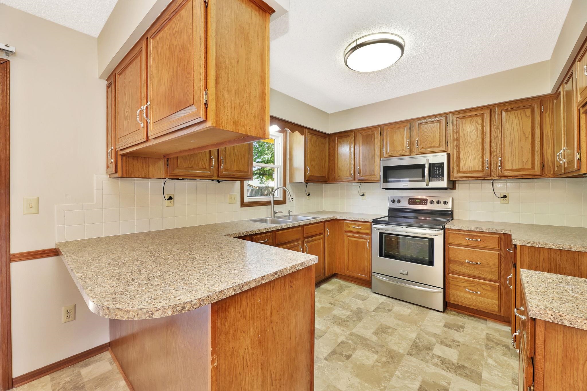 708 Wendy Kay Ln Property Photo 10