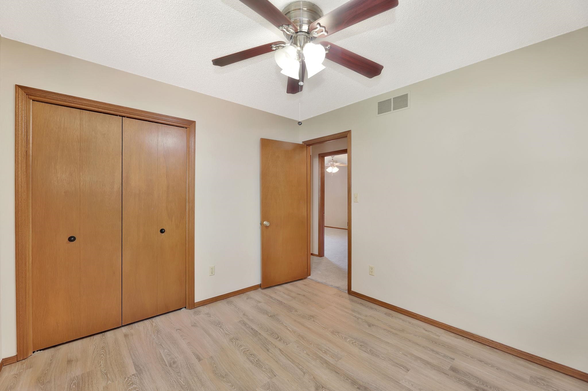 708 Wendy Kay Ln Property Photo 20