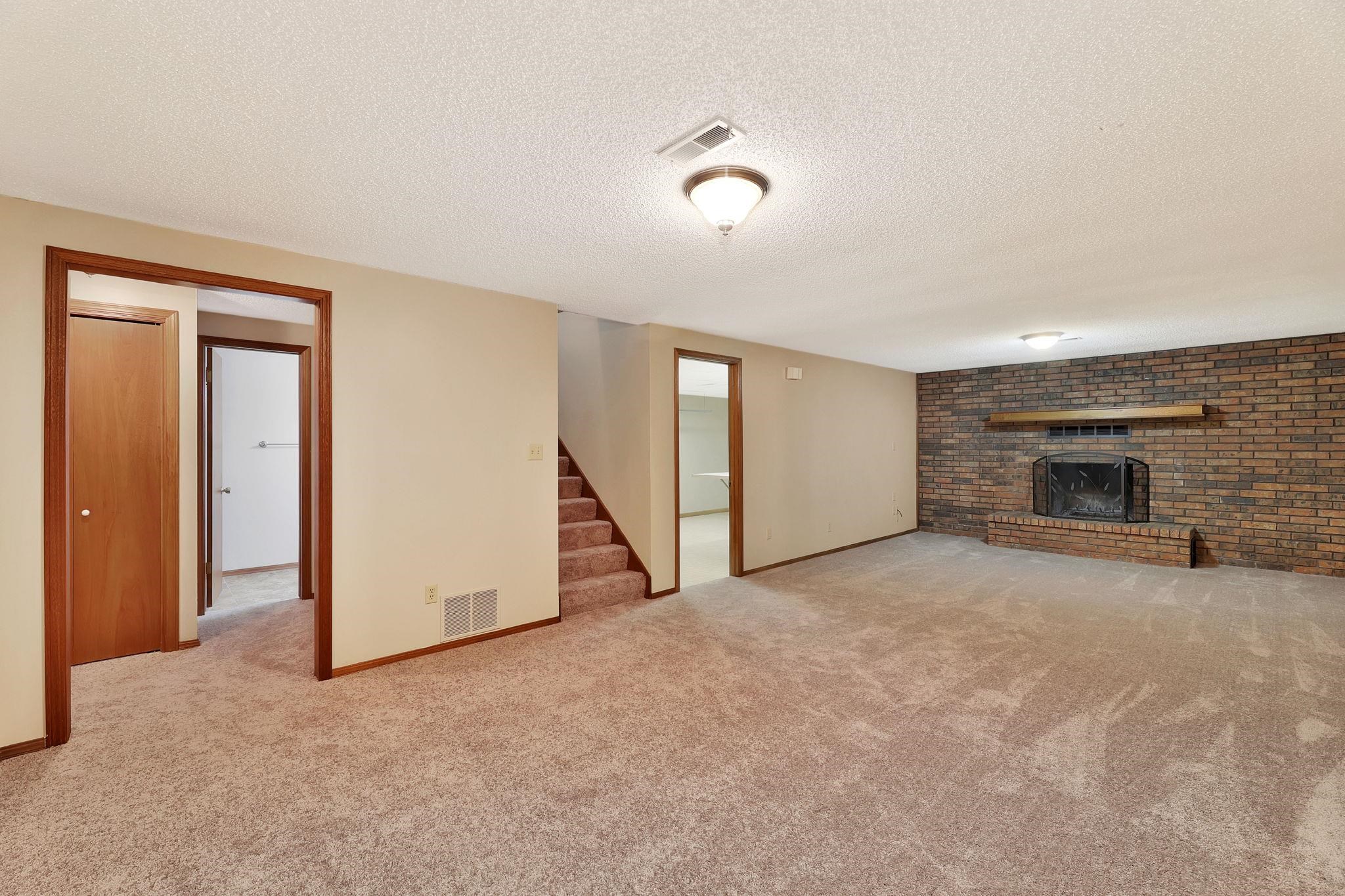 708 Wendy Kay Ln Property Photo 24