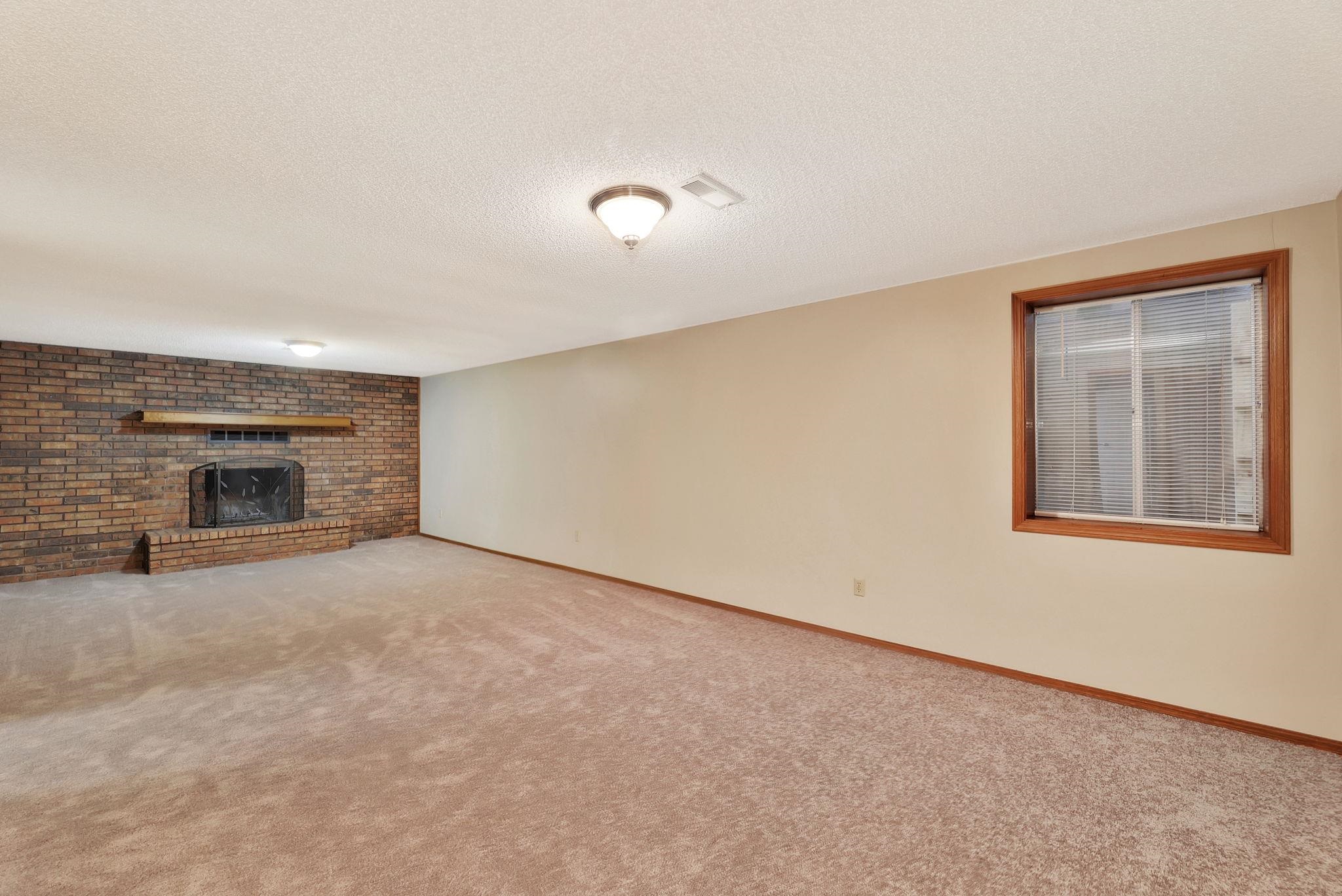 708 Wendy Kay Ln Property Photo 25