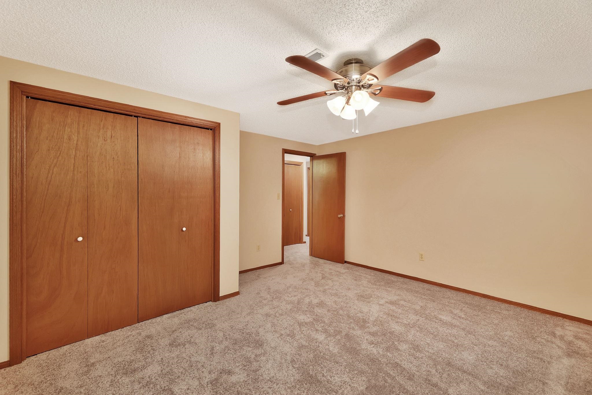 708 Wendy Kay Ln Property Photo 29