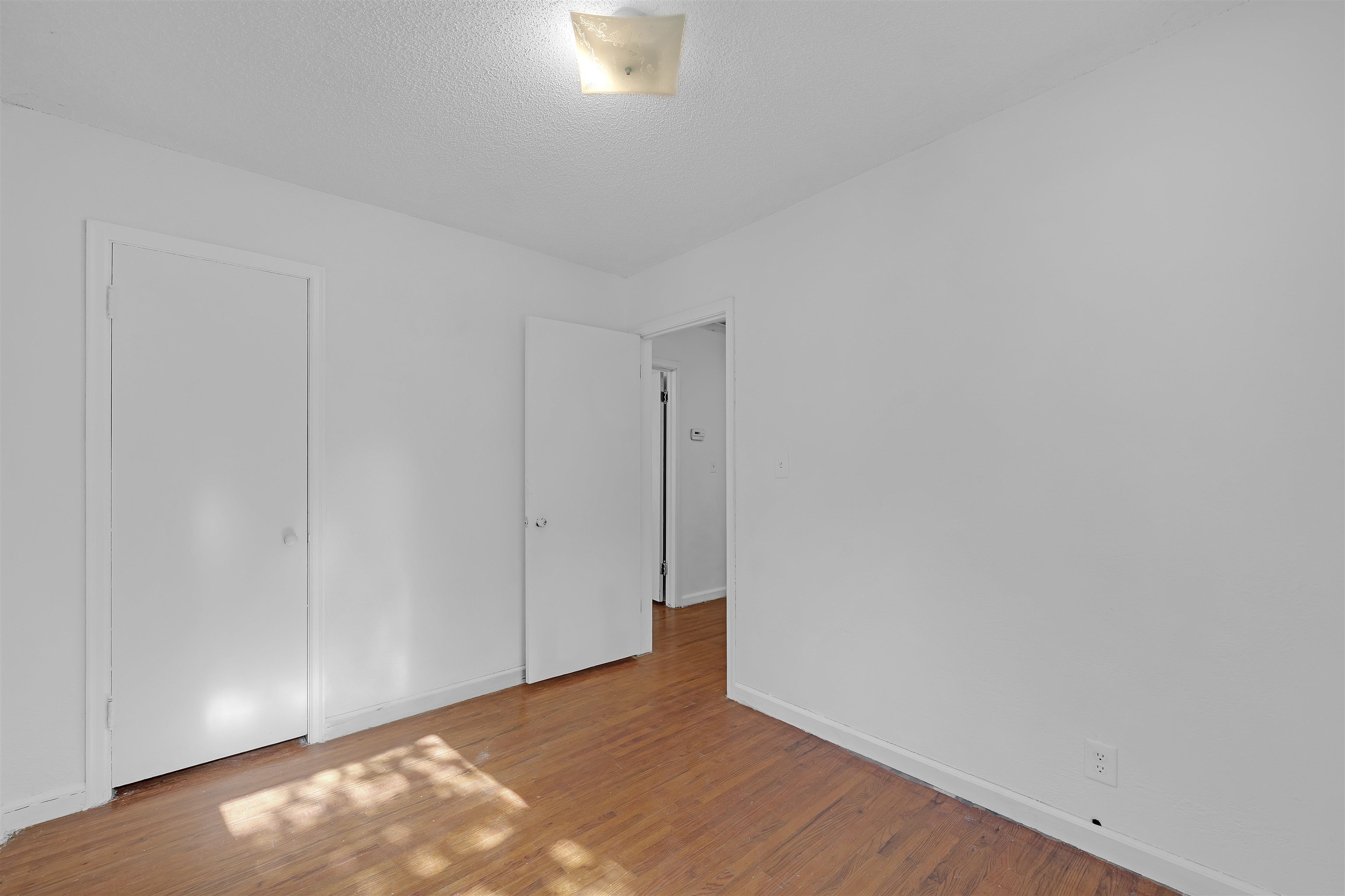 812 S Bleckley Dr Property Photo 17