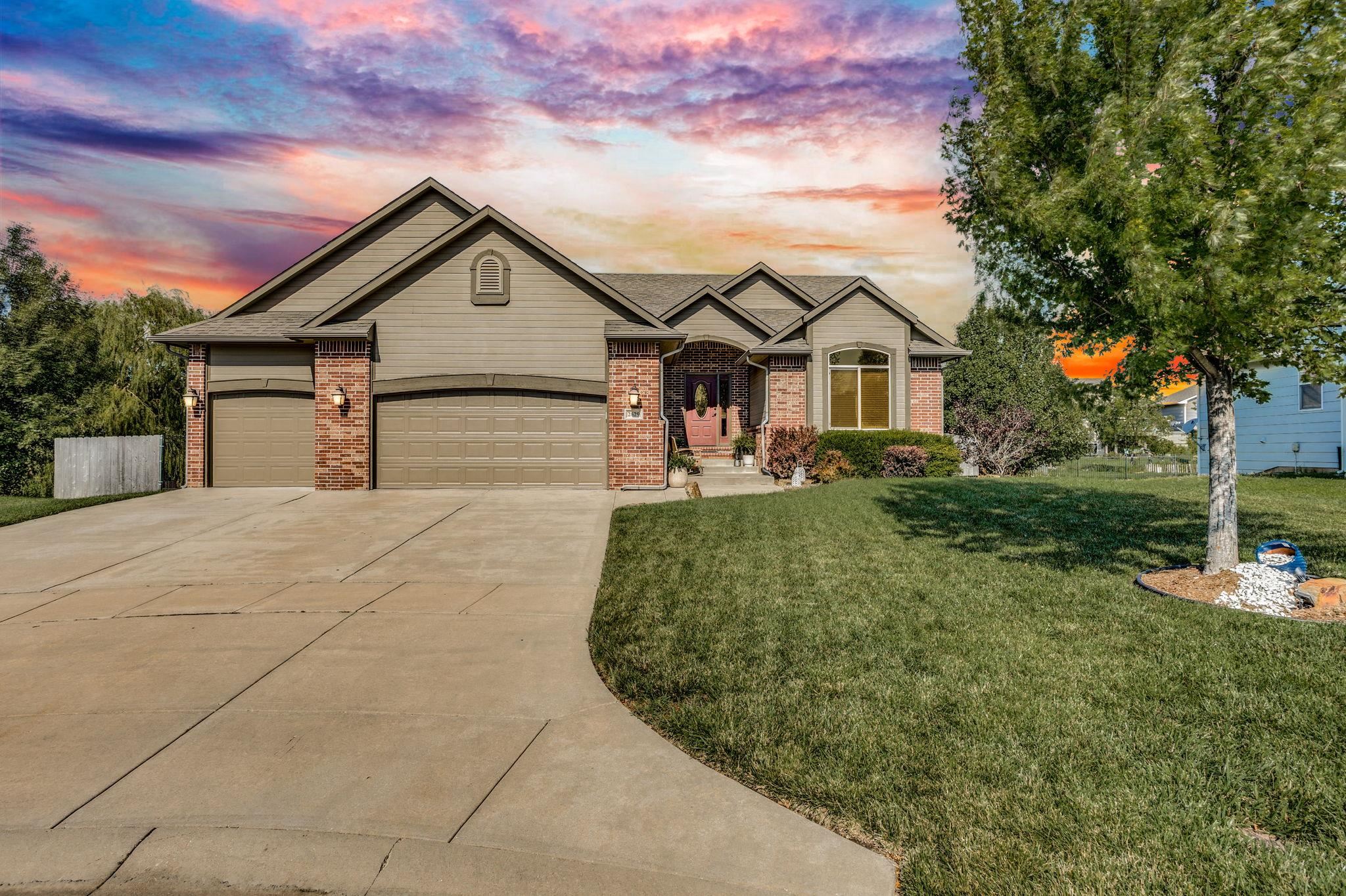 2629 E Kite Ct Property Photo 1