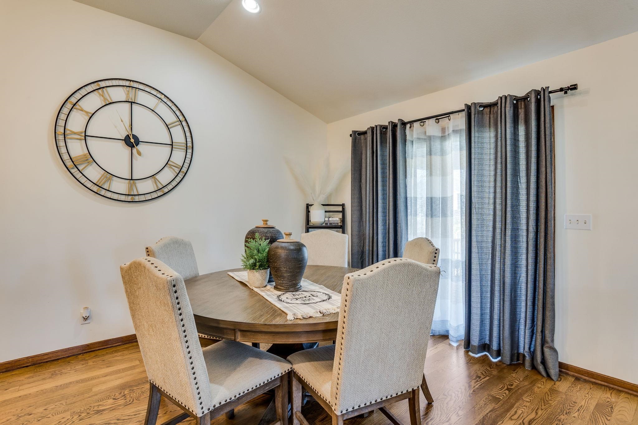 2629 E Kite Ct Property Photo 7