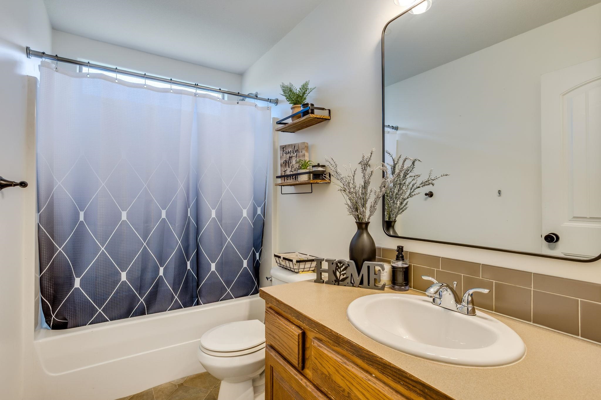 2629 E Kite Ct Property Photo 25