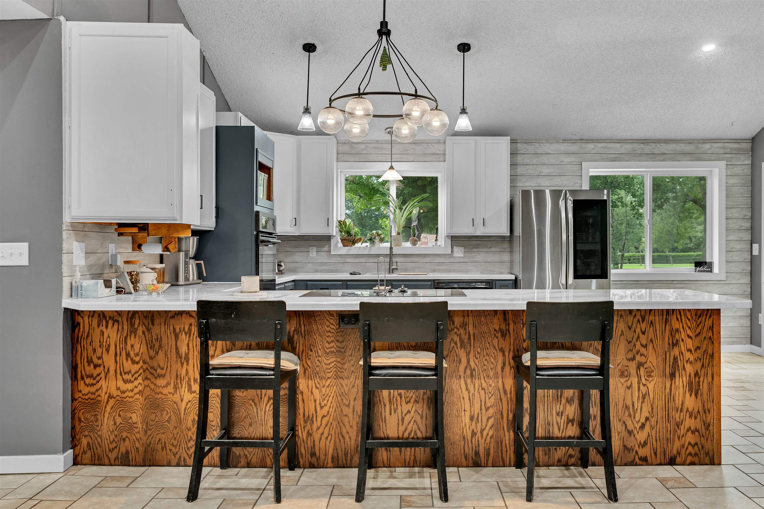 5671 Diamond Property Photo 10