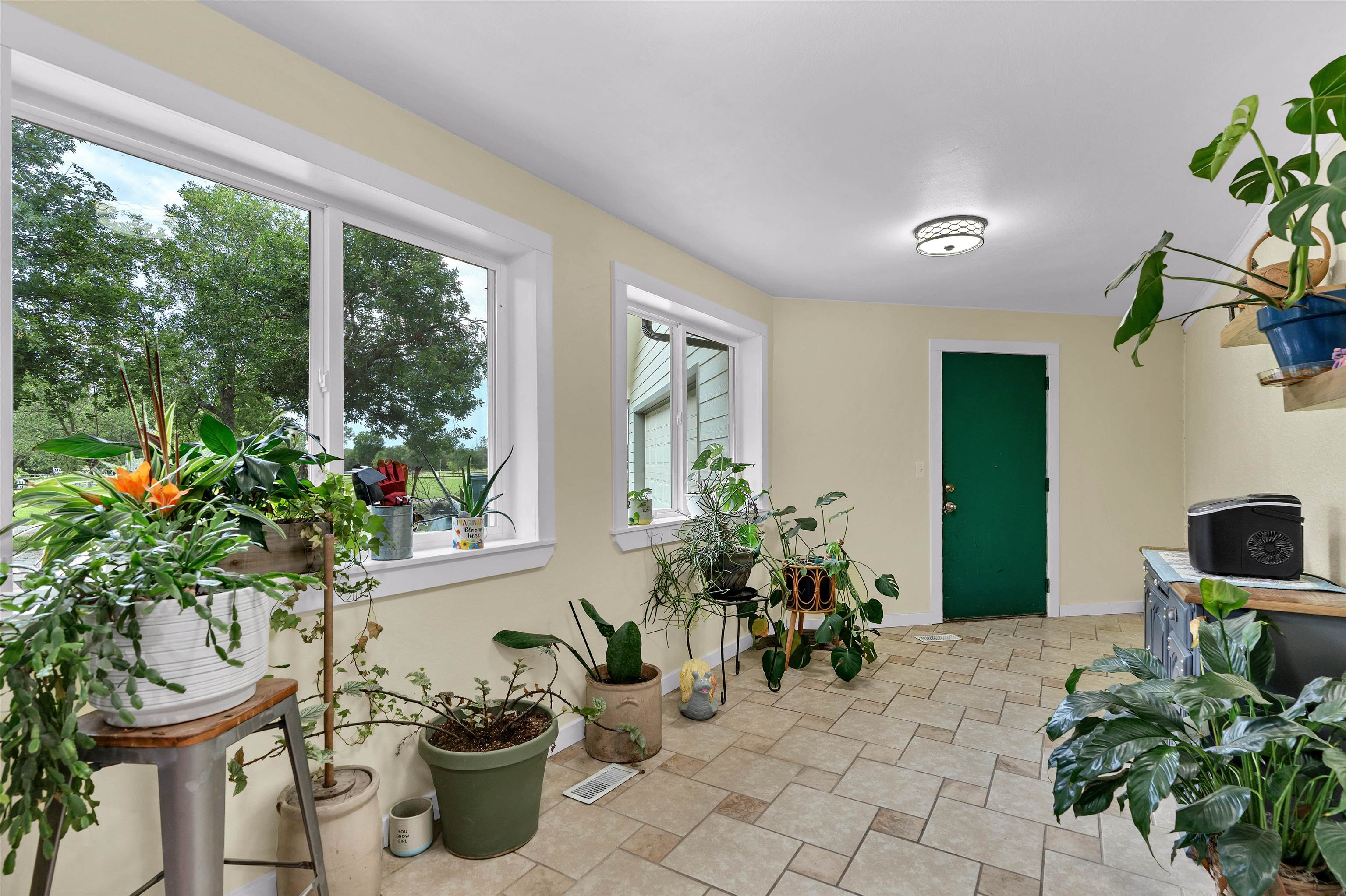 5671 Diamond Property Photo 15