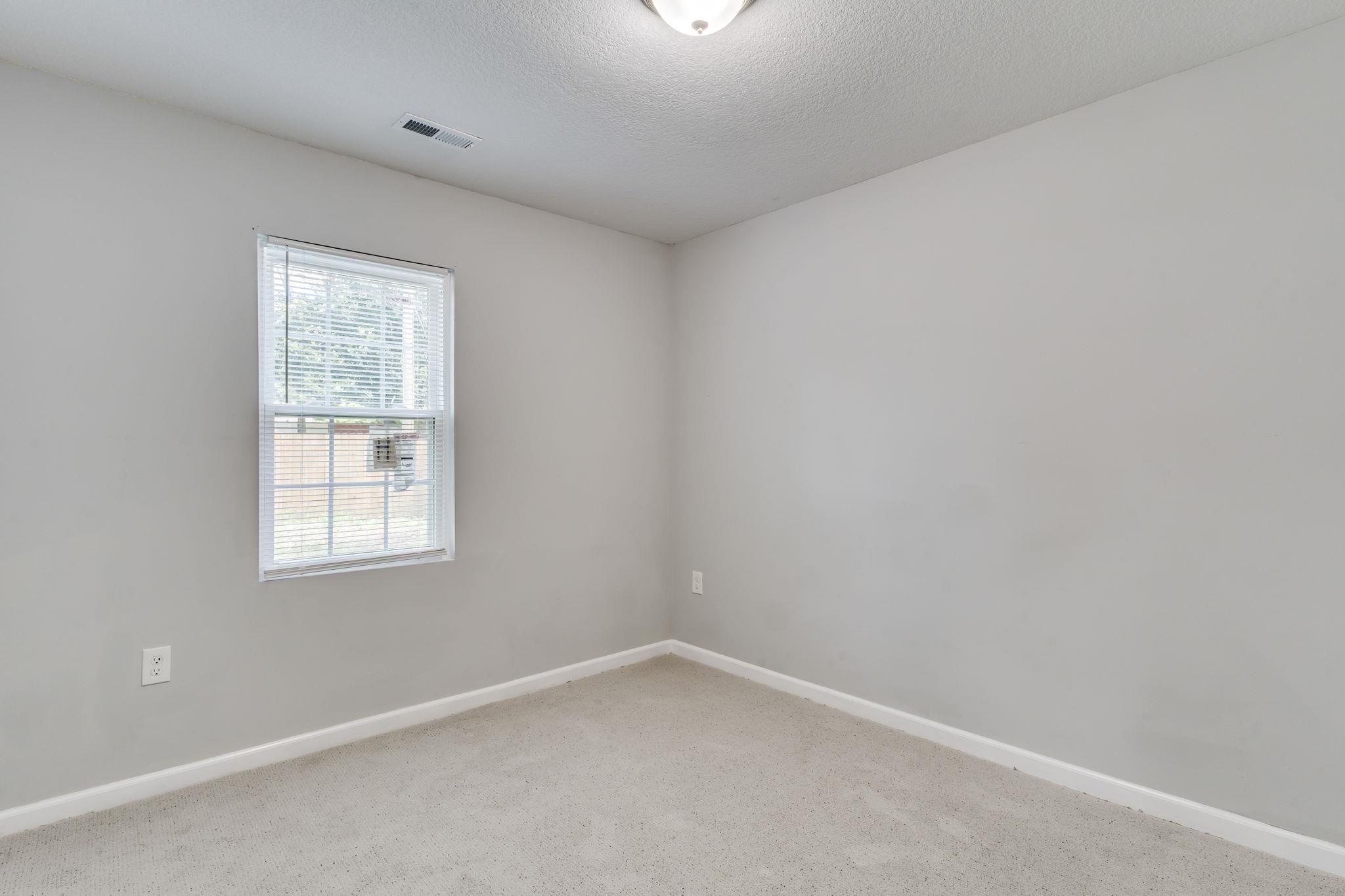 4930 S Jade Ave Property Photo 9