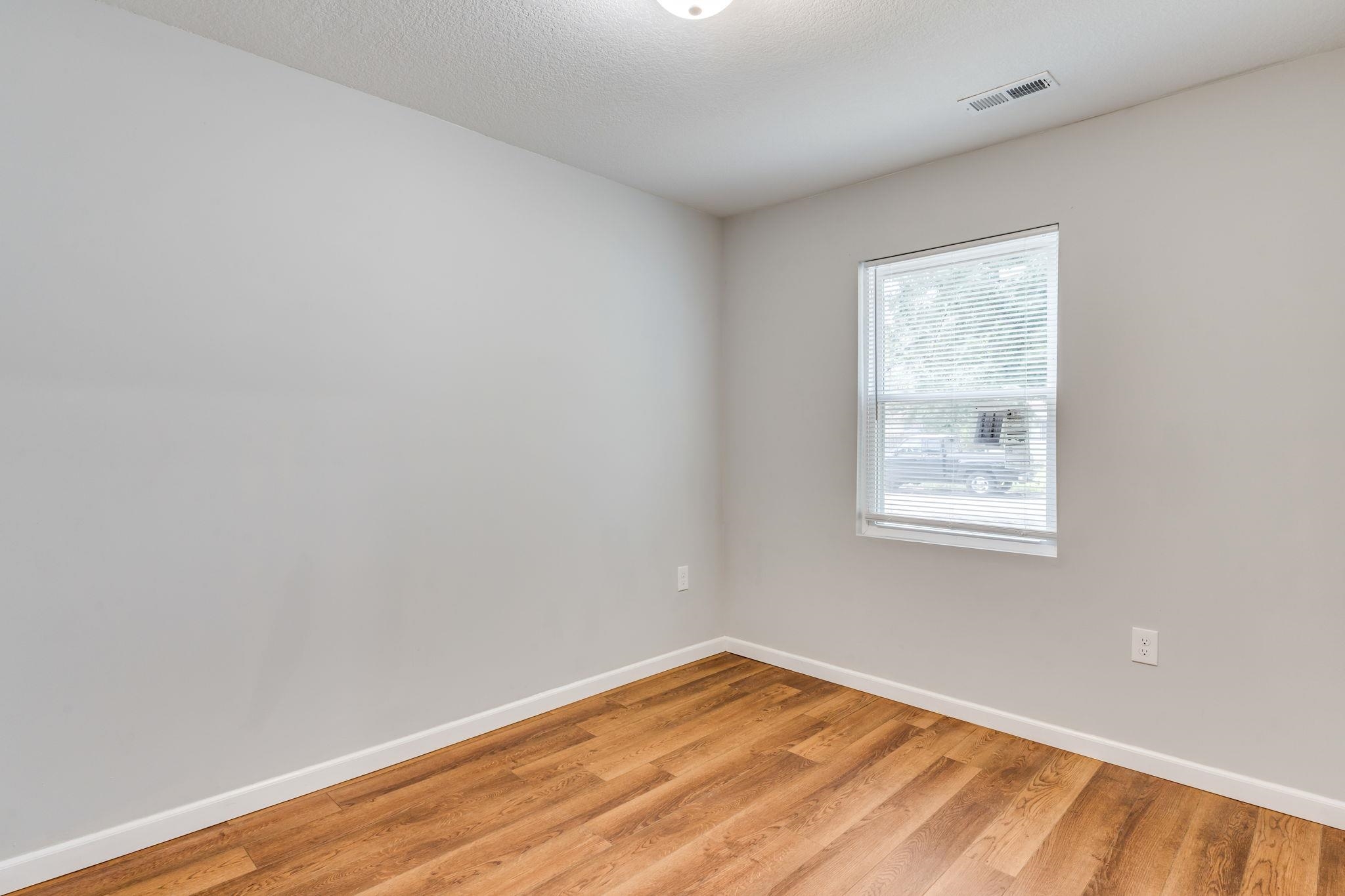 4930 S Jade Ave Property Photo 12