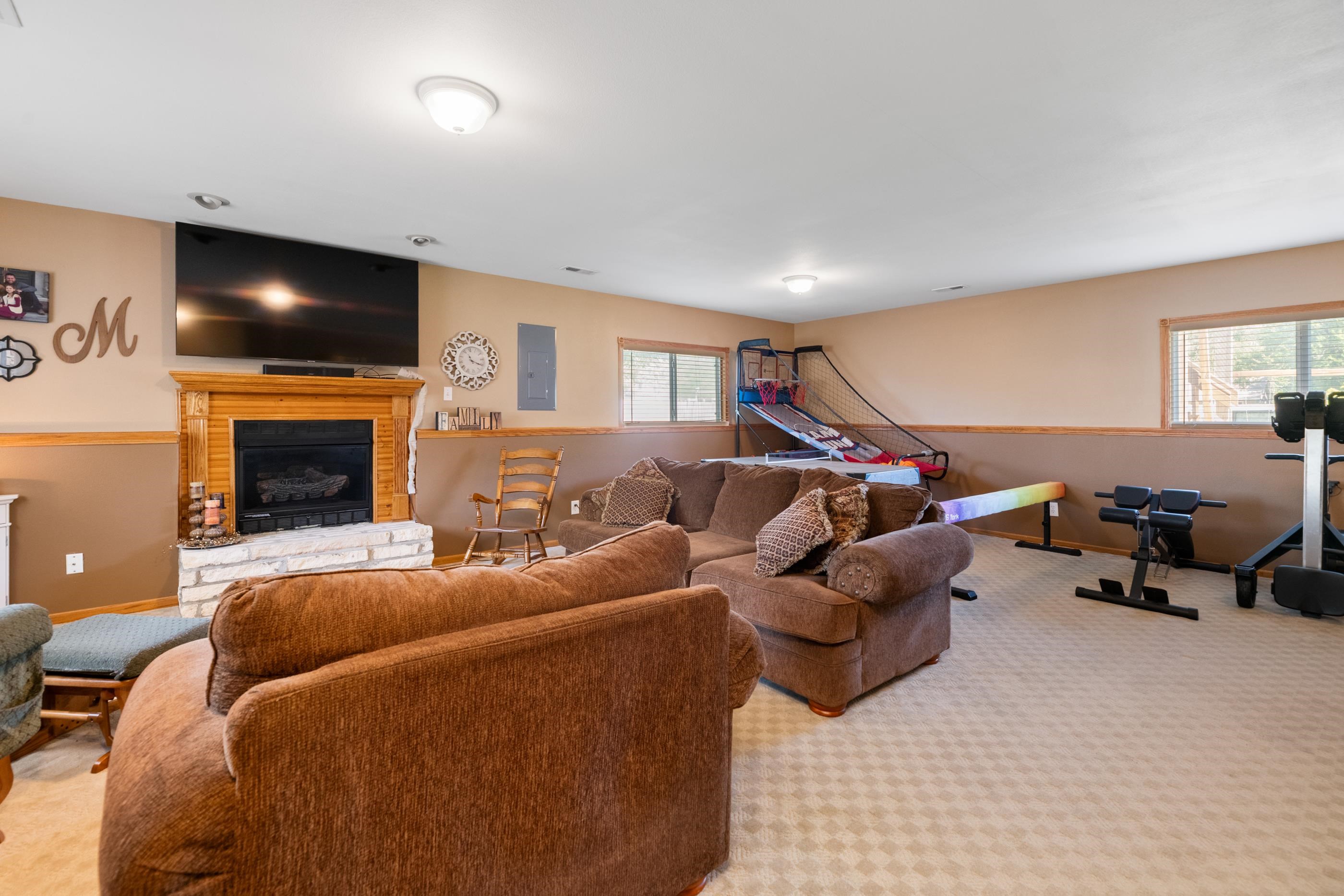 1310 E Winesap Property Photo 20
