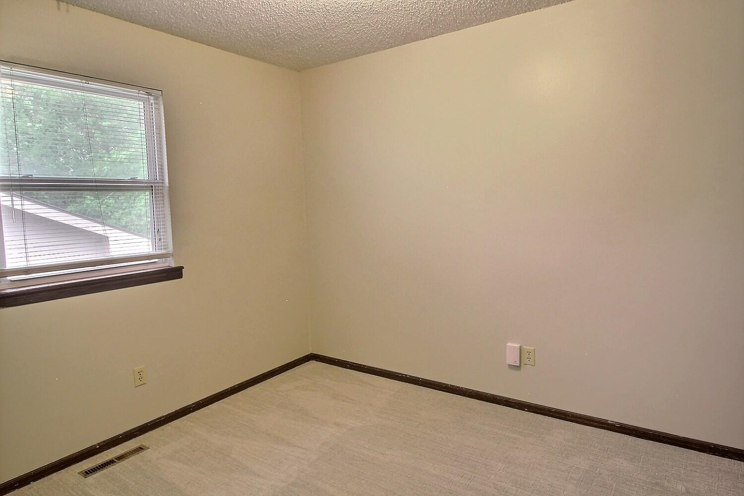 1 Shenandoah Dr Property Photo 13