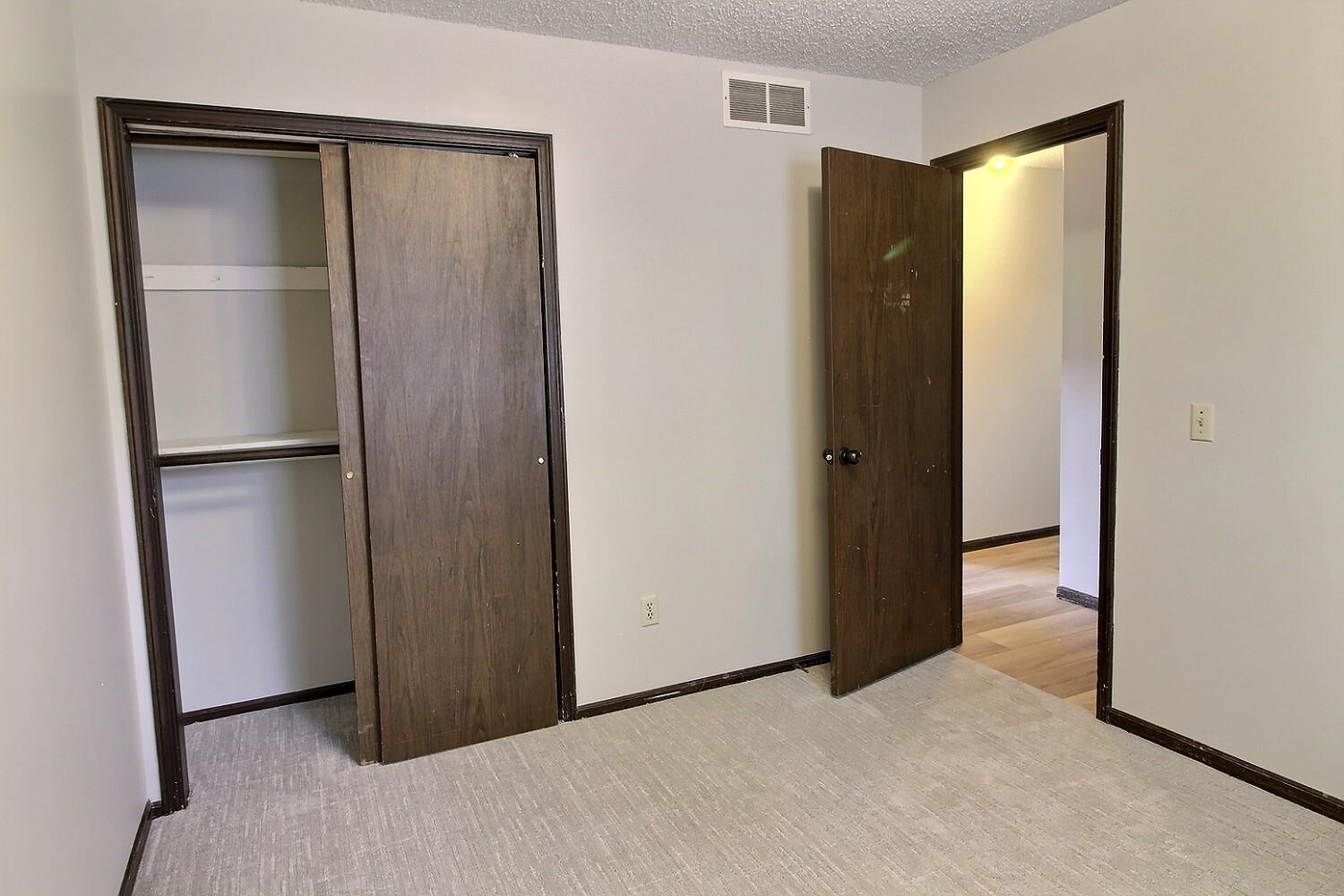 1 Shenandoah Dr Property Photo 14