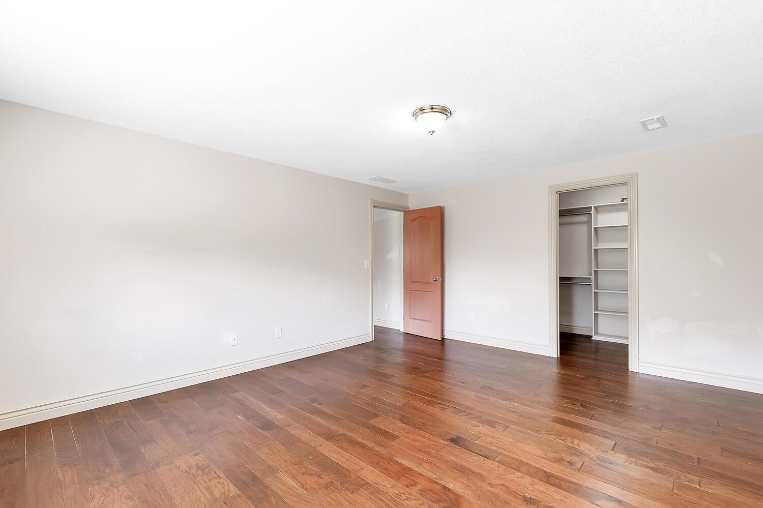 1309 S Gateway St Property Photo 31