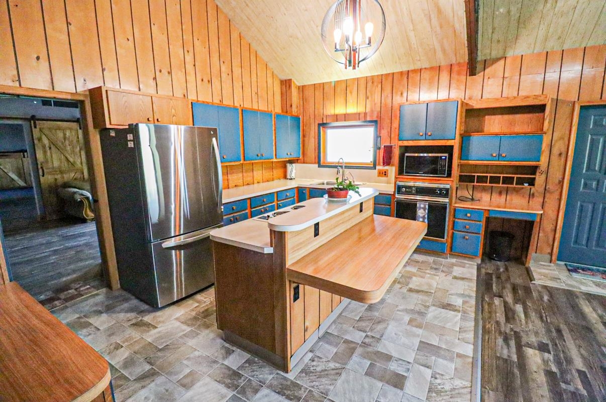 113 S Robbins Rd Property Photo 10